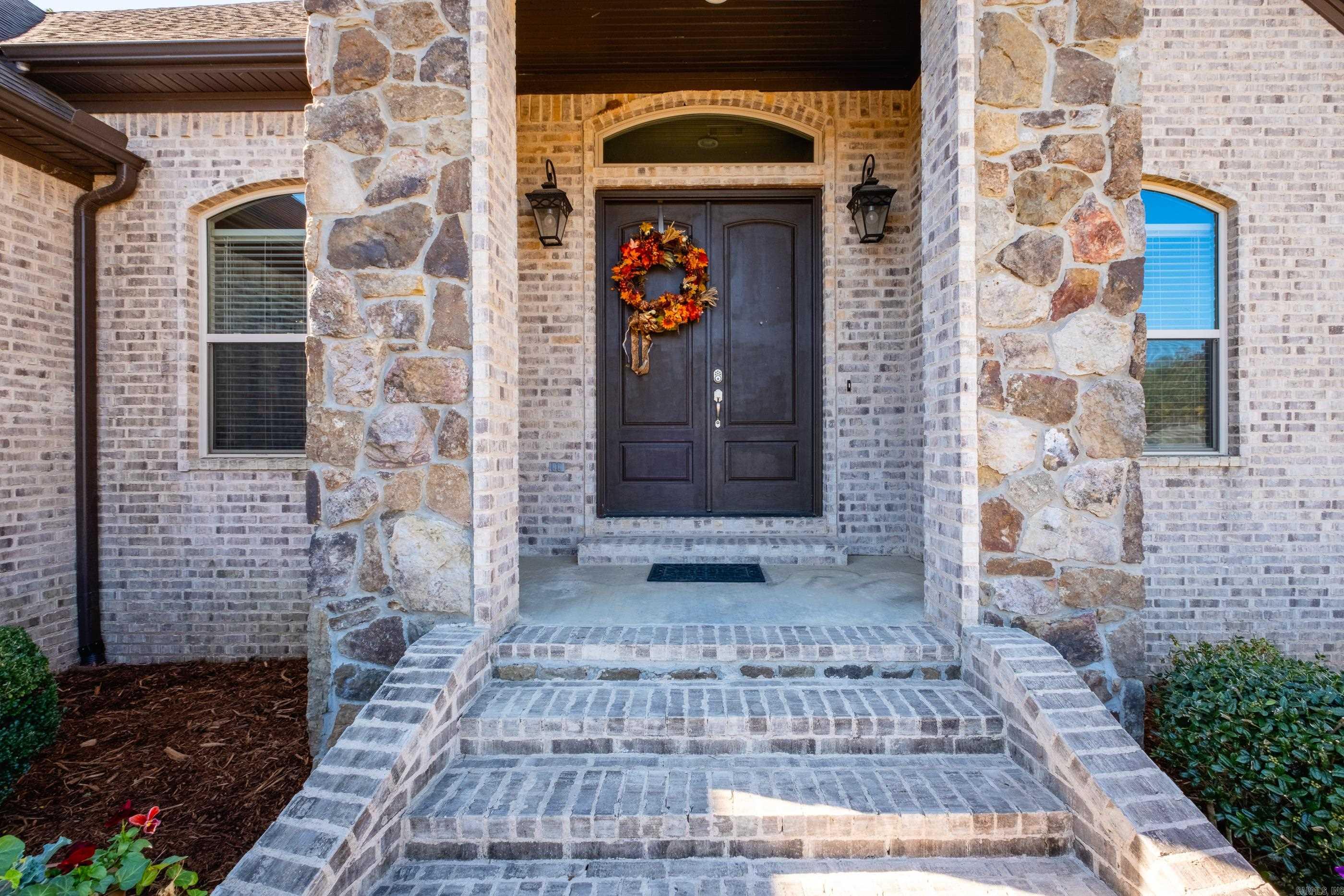 CHENAL VALLEY "MIRAMAR PLACE" - Residential