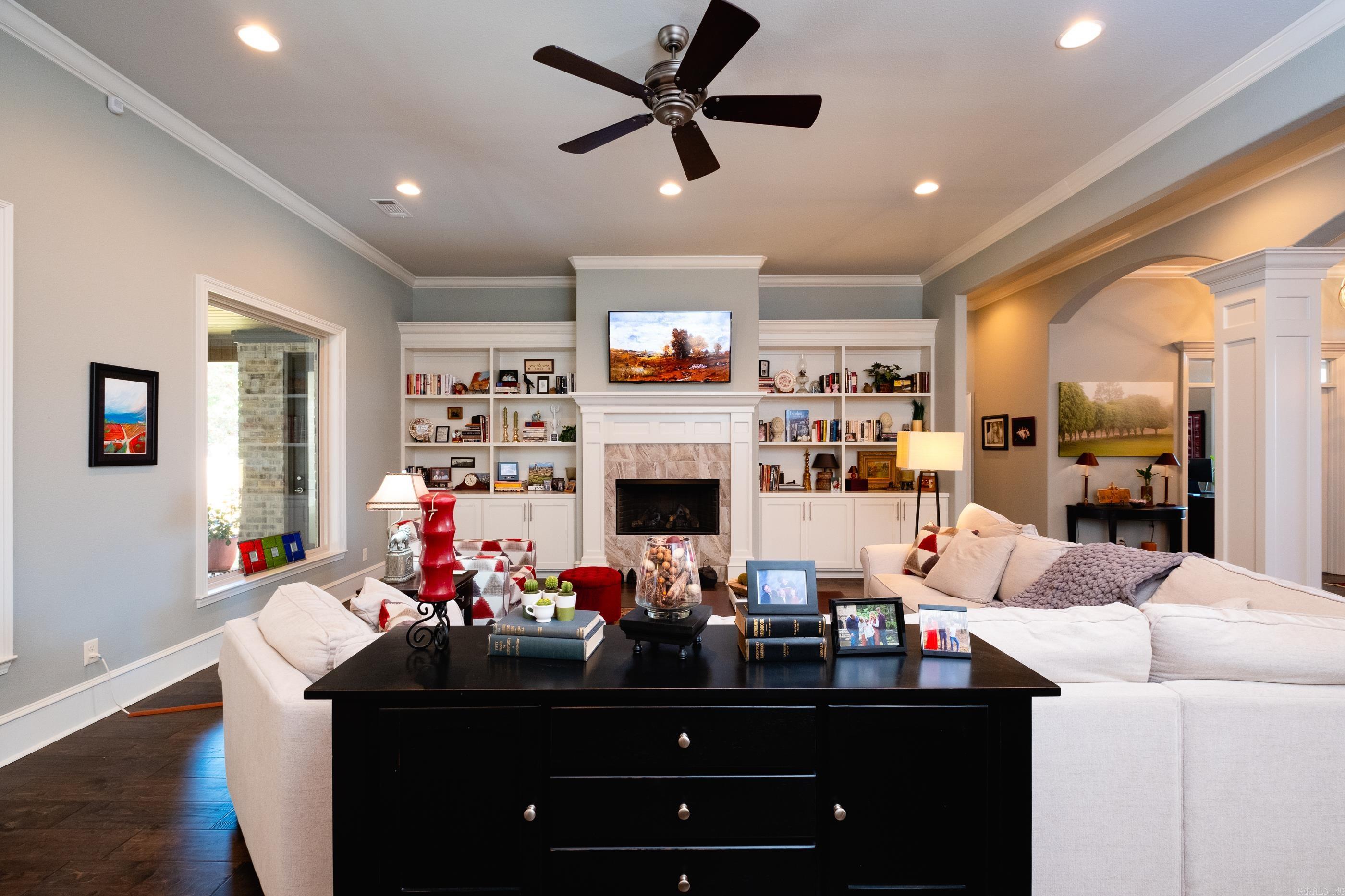 CHENAL VALLEY "MIRAMAR PLACE" - Residential