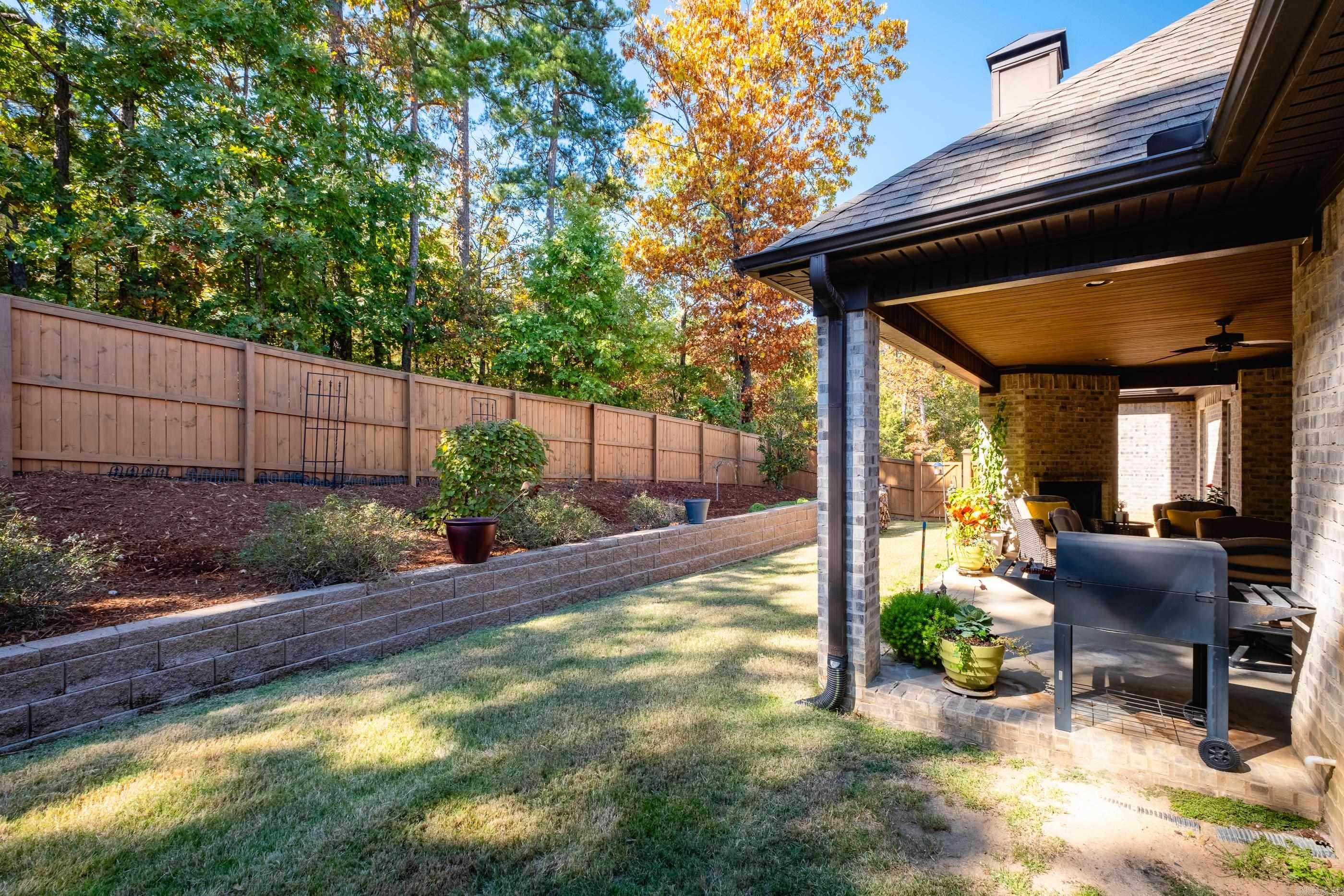 CHENAL VALLEY "MIRAMAR PLACE" - Residential