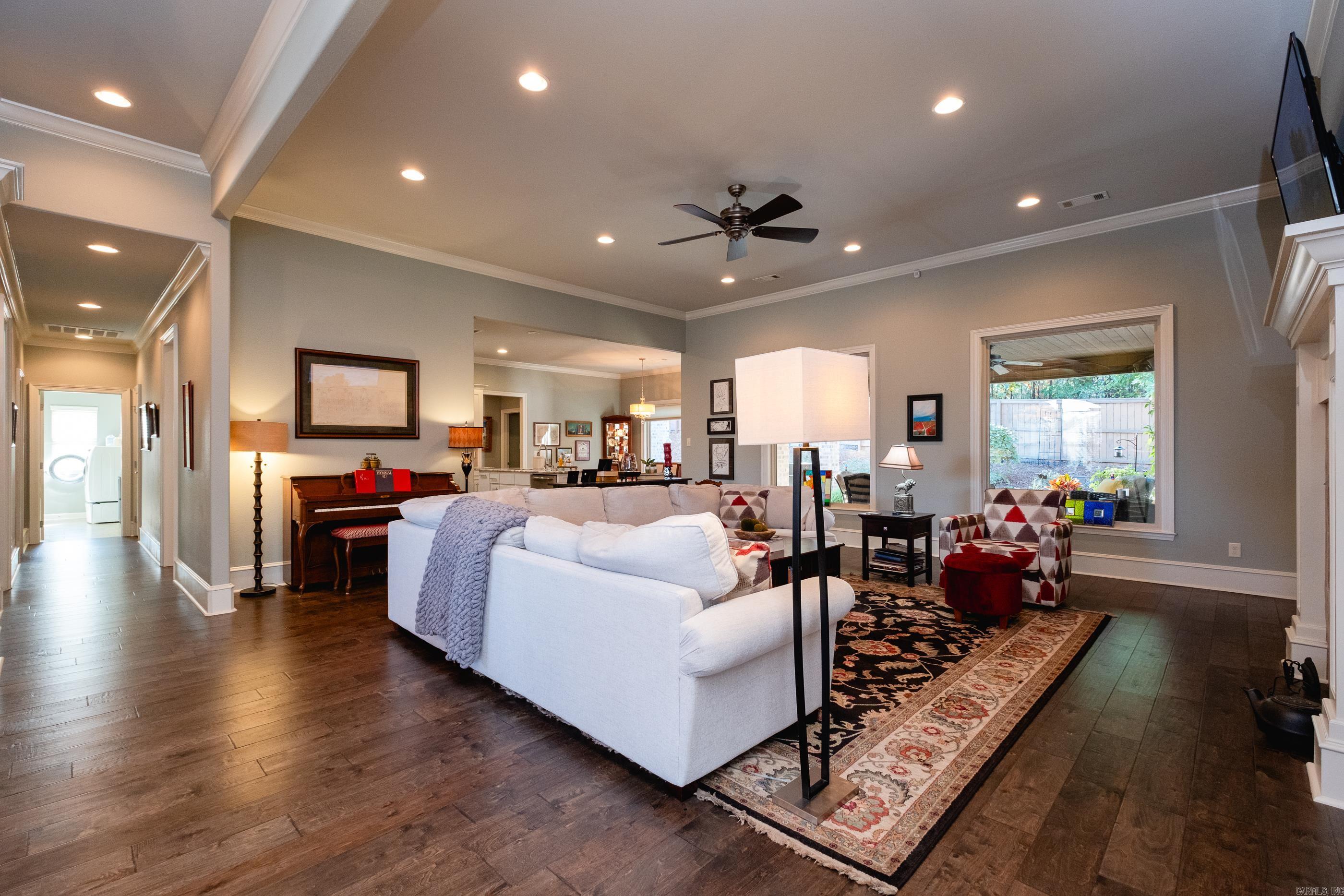 CHENAL VALLEY "MIRAMAR PLACE" - Residential