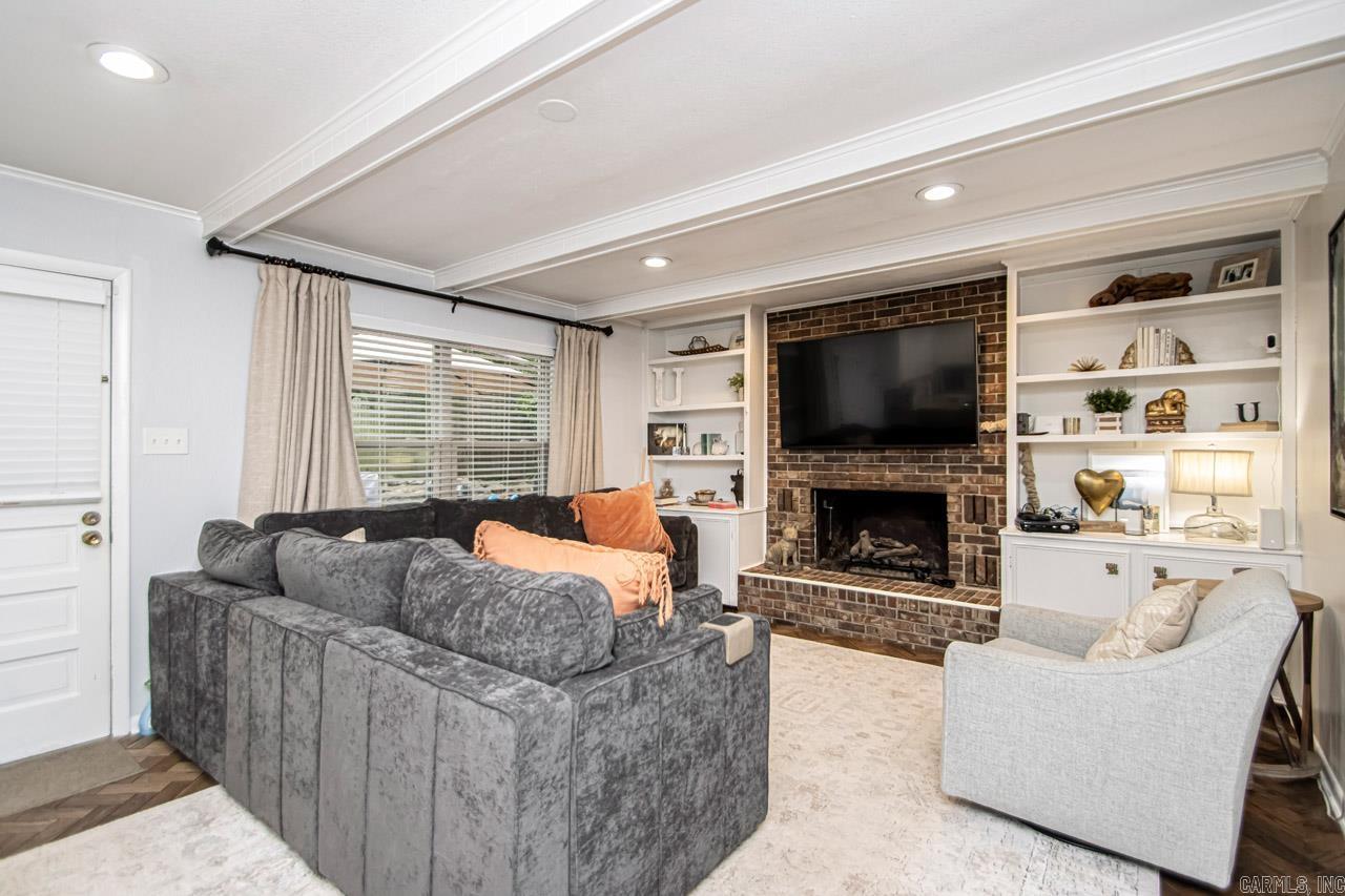 Leawood Manor 1st - Residential