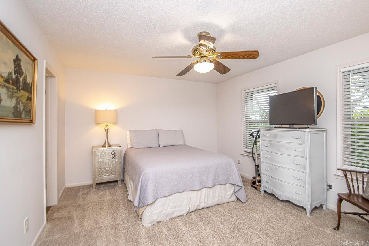 Leawood Manor 1st - Residential