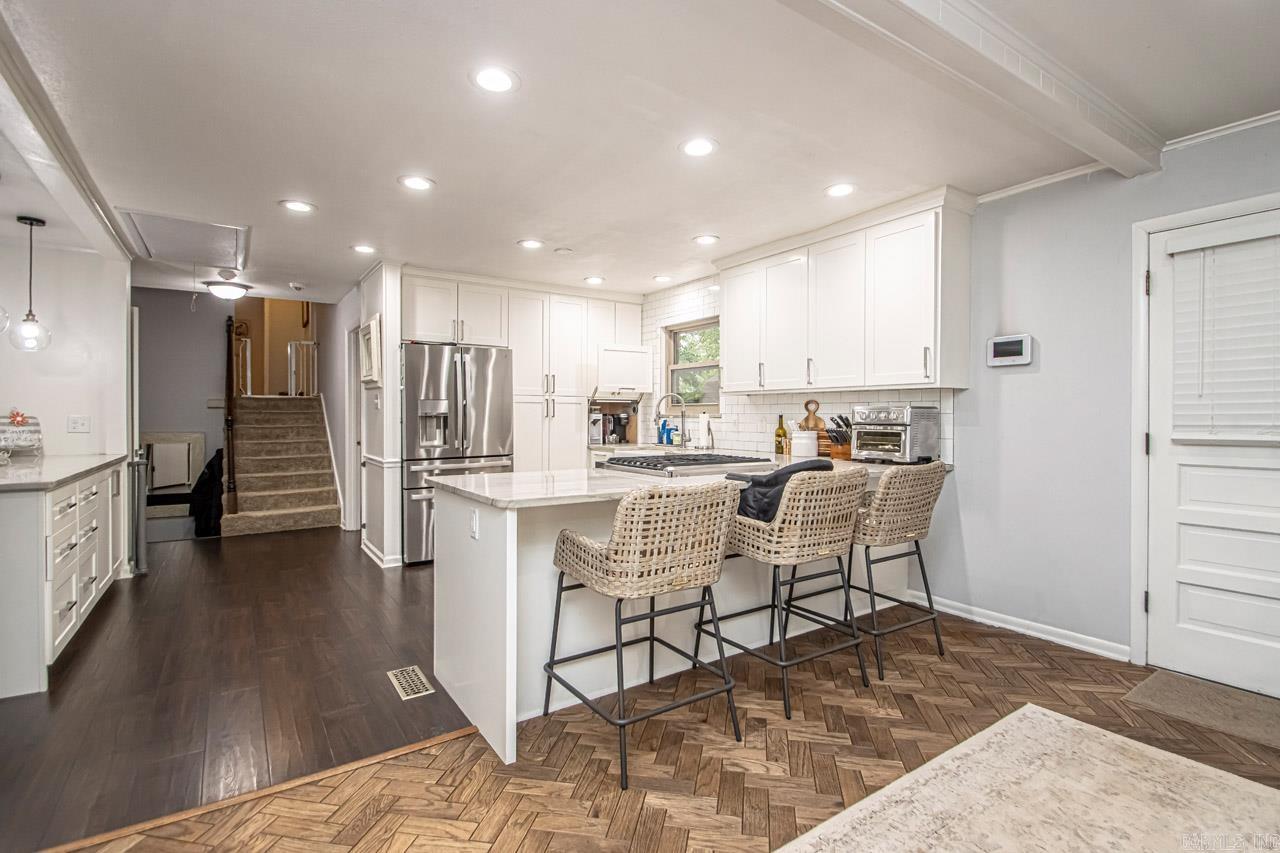 Leawood Manor 1st - Residential