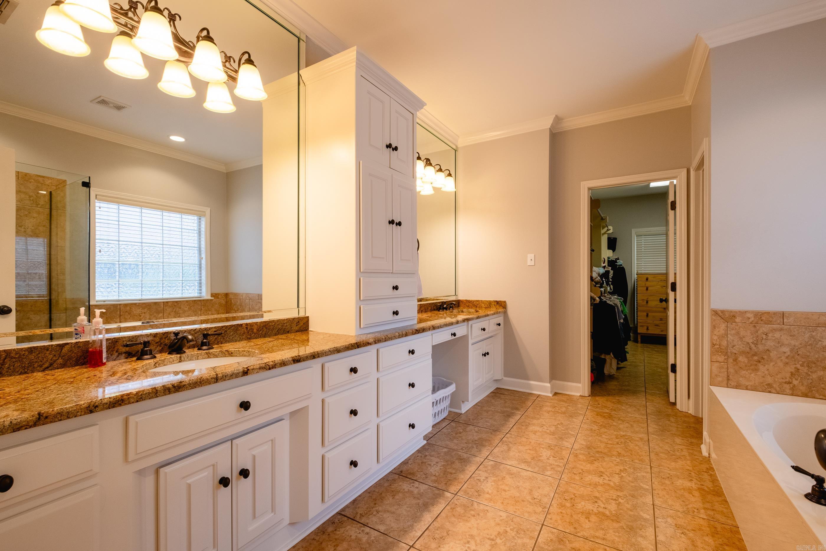 THE VILLAGES OF WELLINGTON - Residential