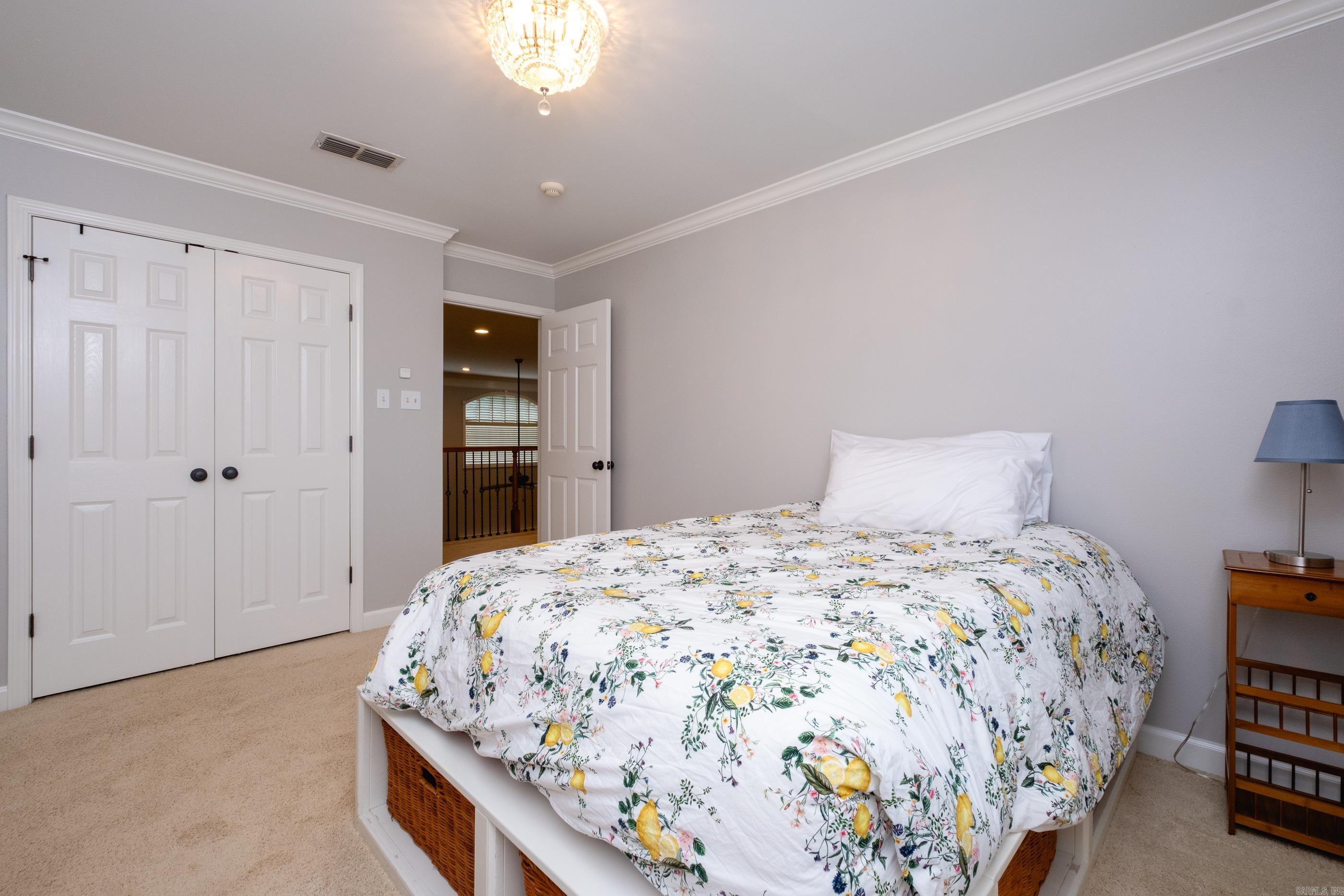 THE VILLAGES OF WELLINGTON - Residential