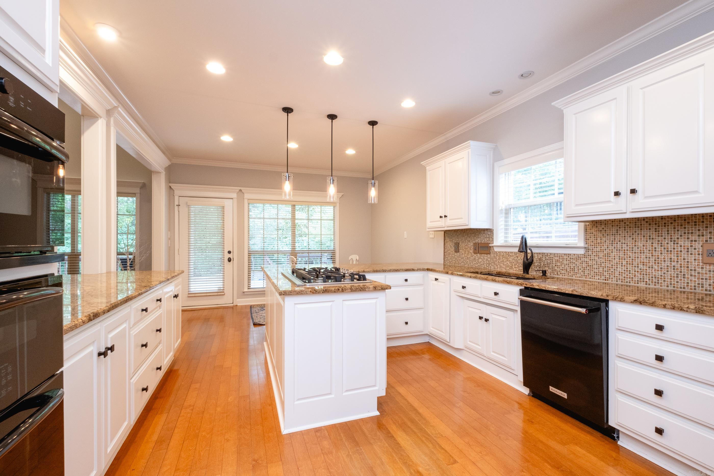 THE VILLAGES OF WELLINGTON - Residential