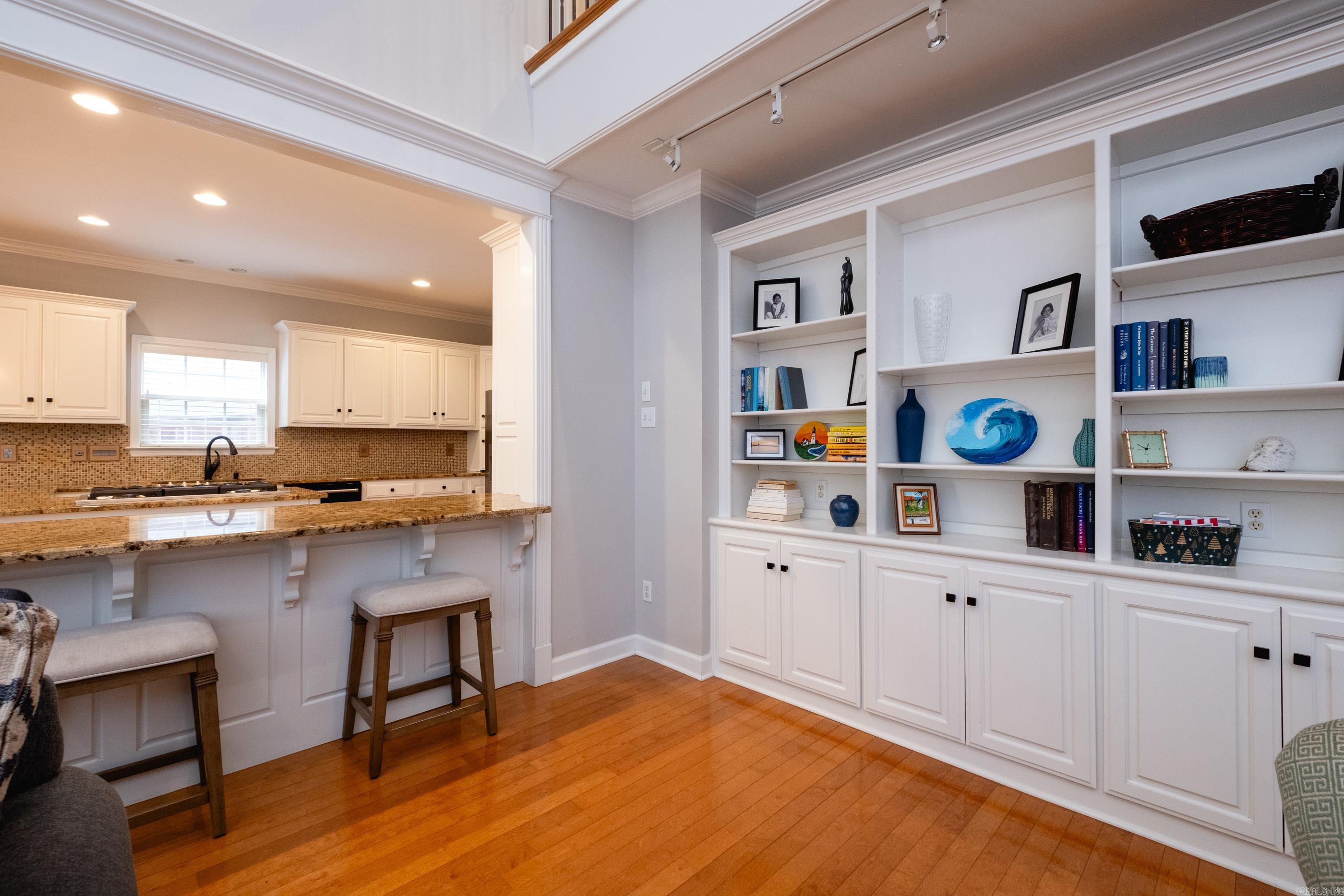 THE VILLAGES OF WELLINGTON - Residential