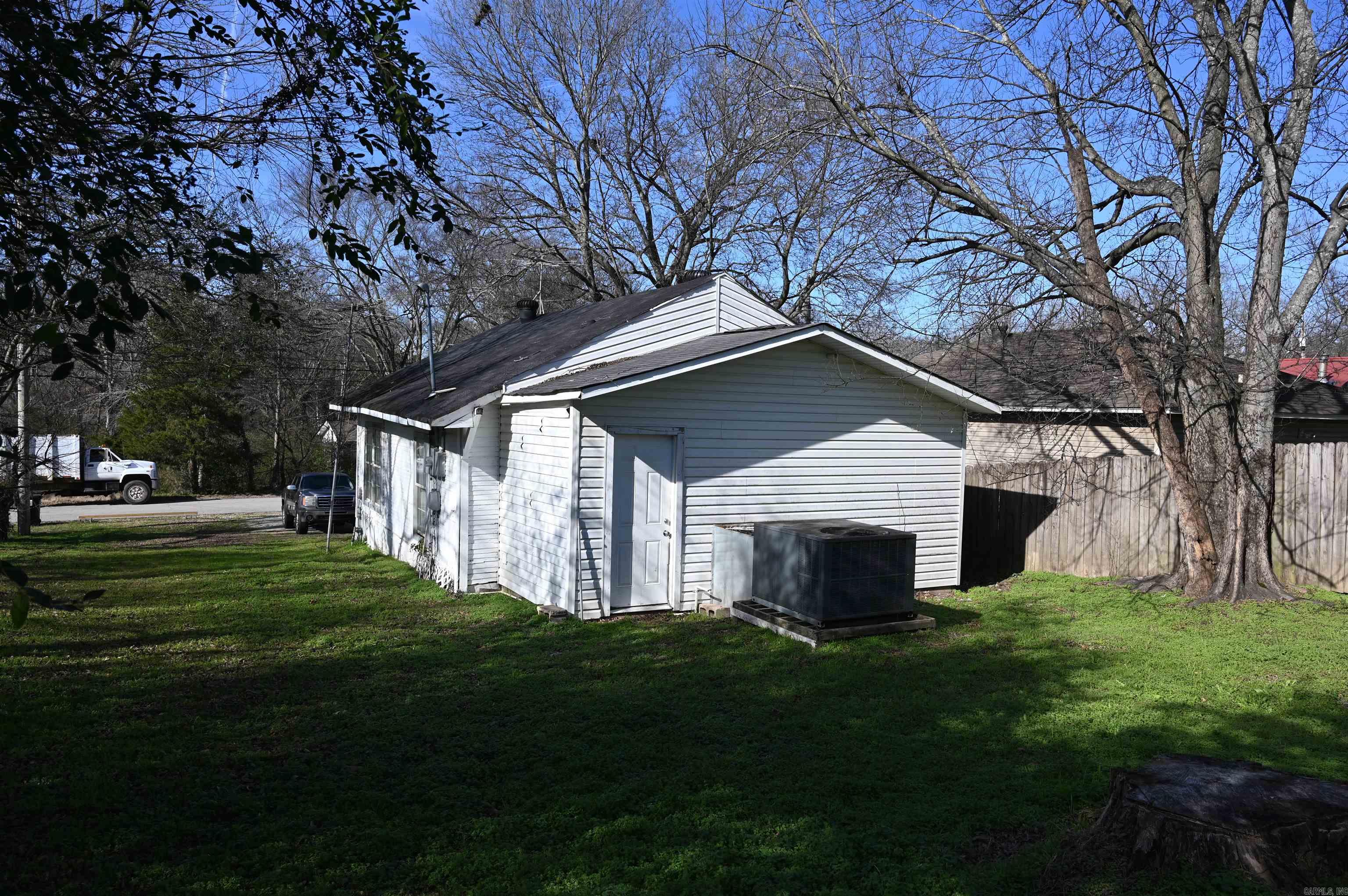 DICKINSON - Residential