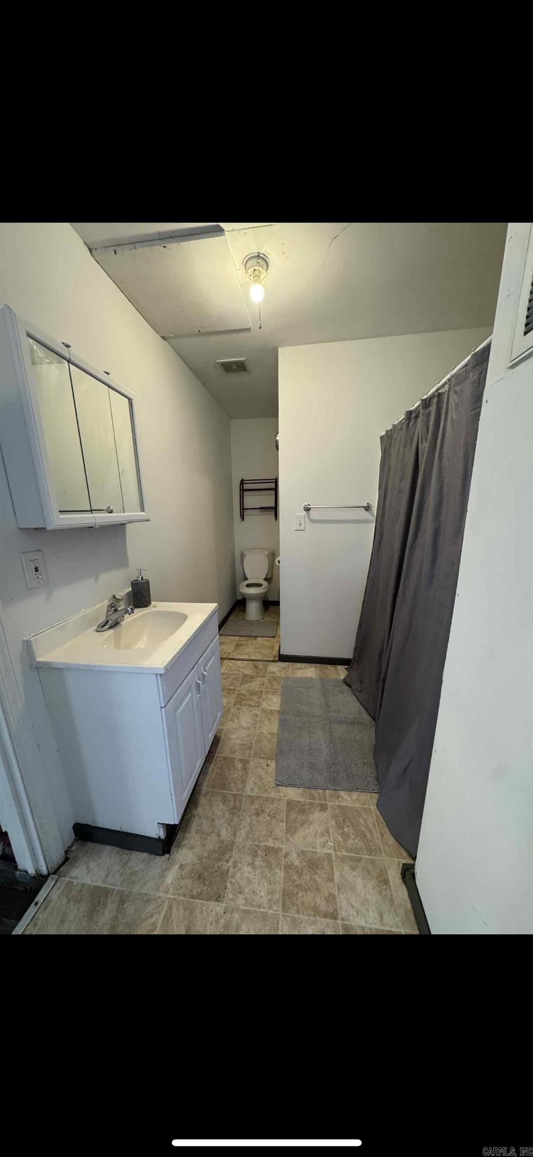 DICKINSON - Residential