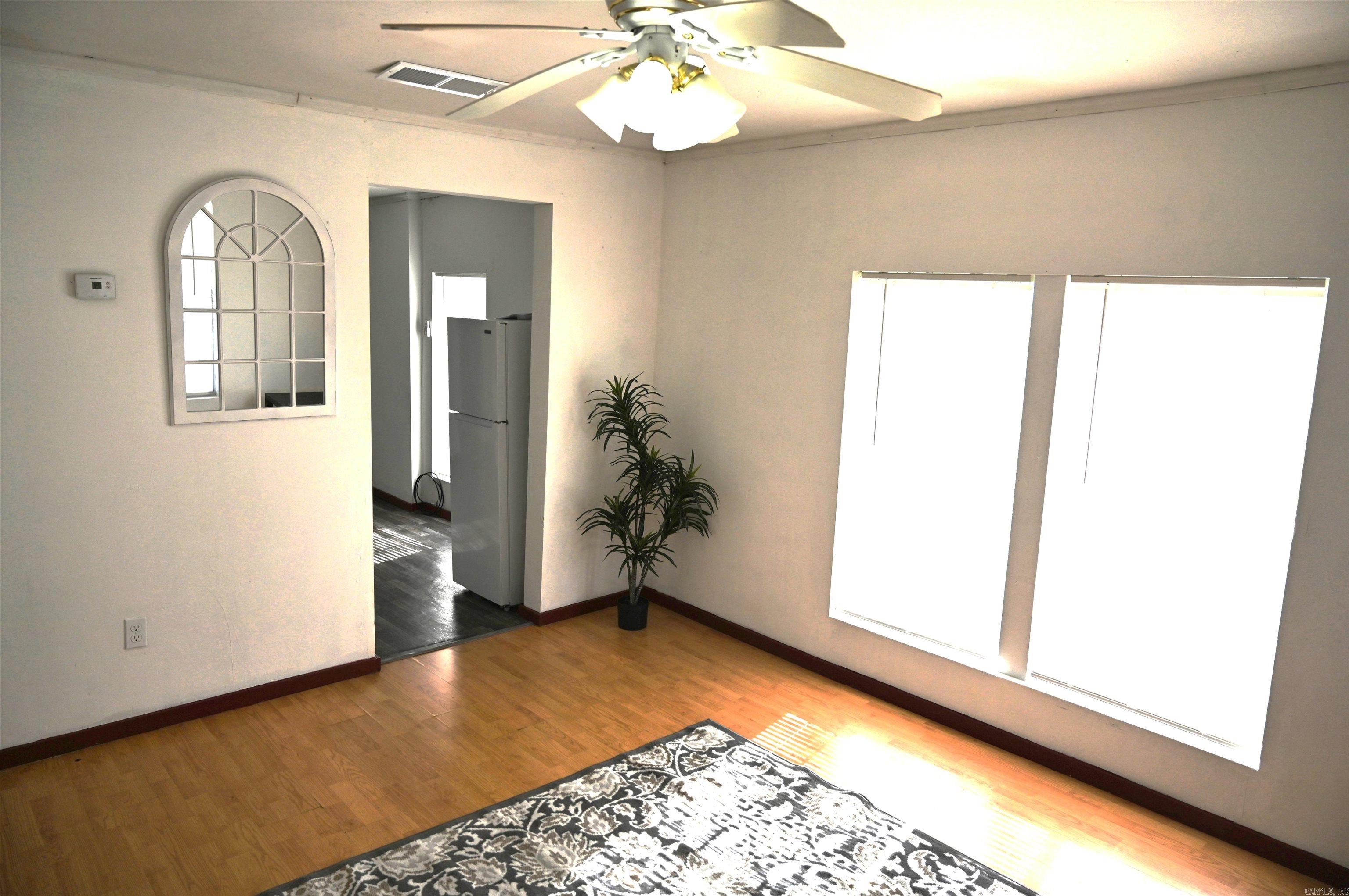 DICKINSON - Residential