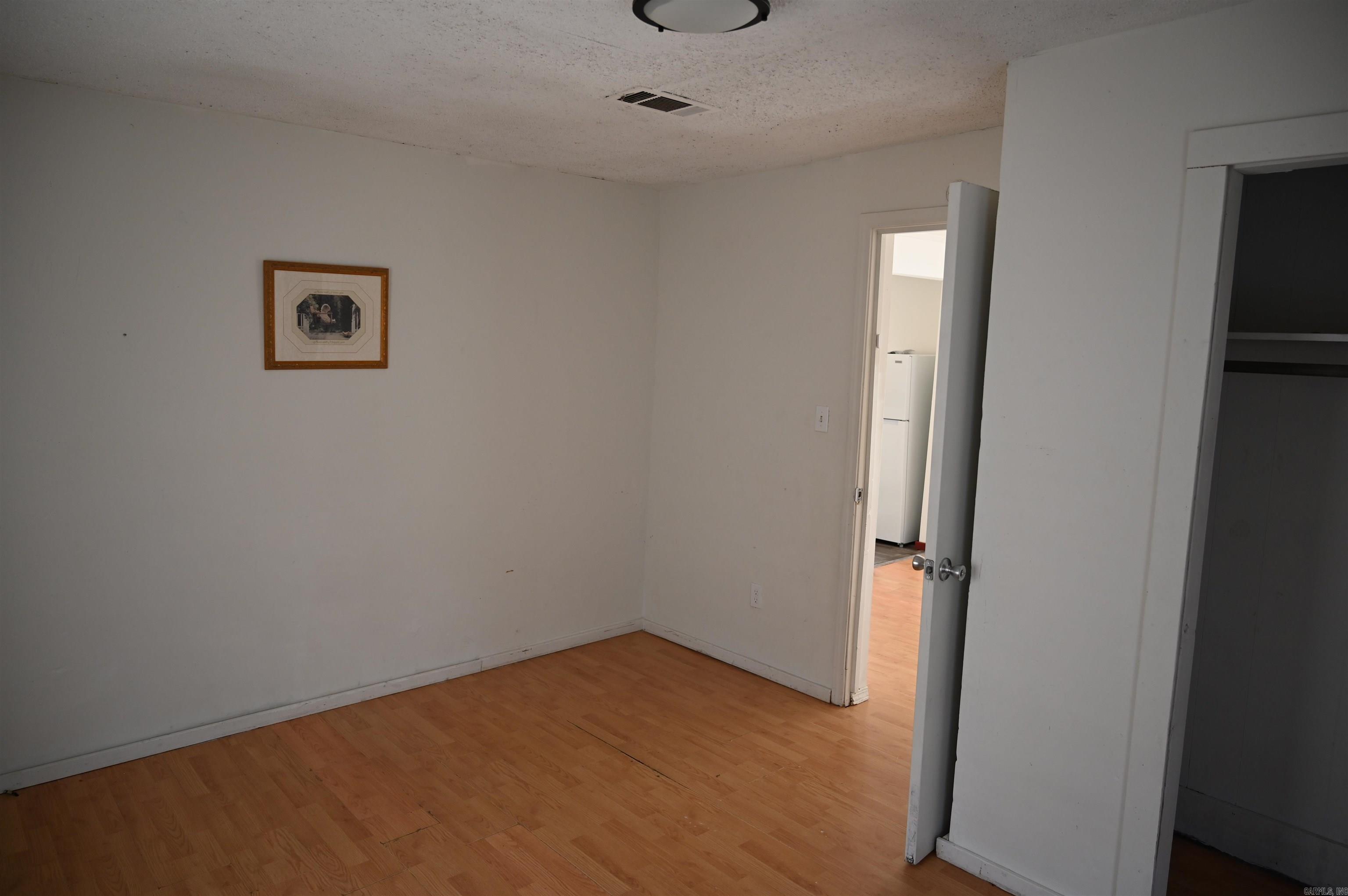 DICKINSON - Residential