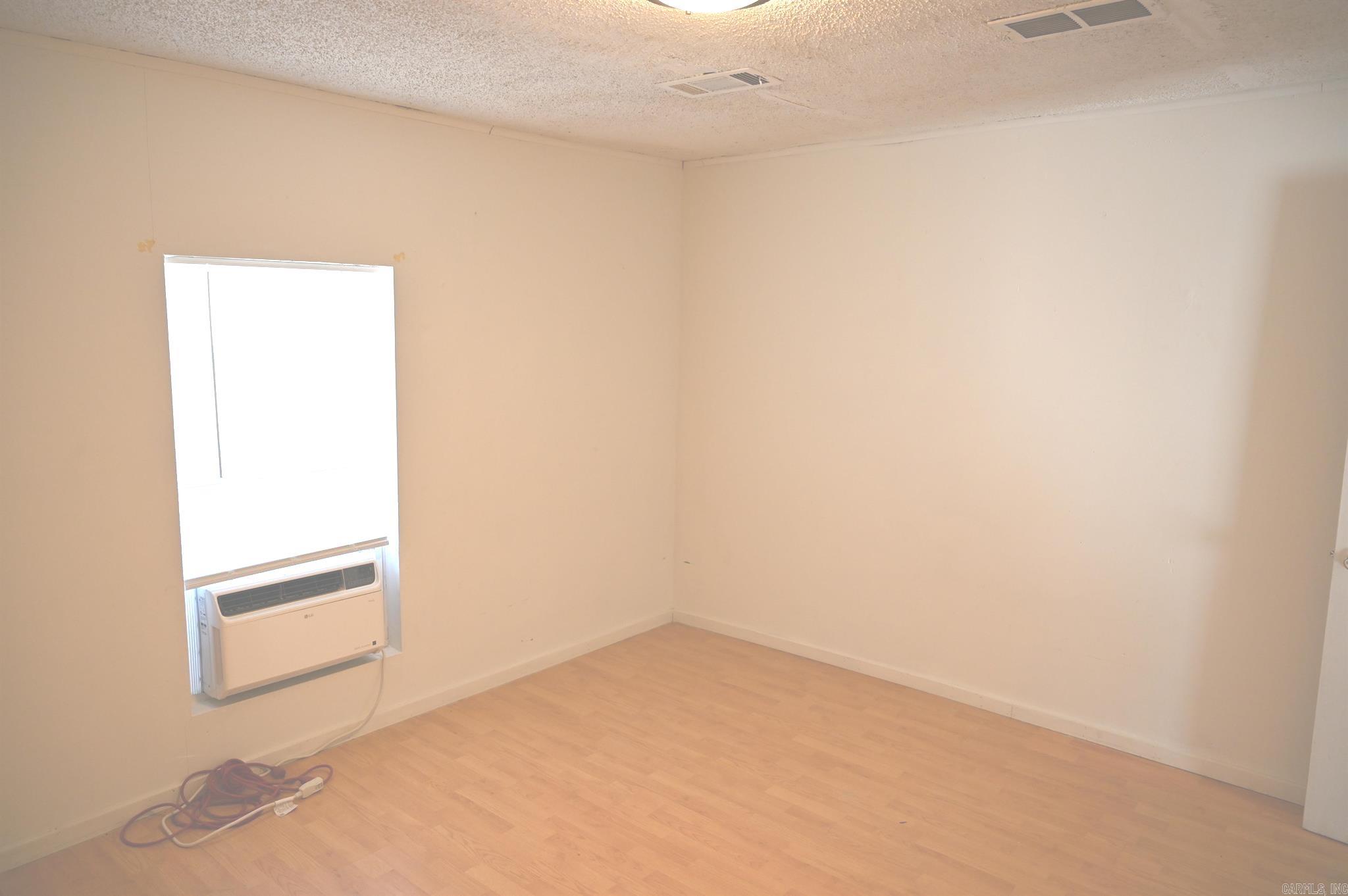 DICKINSON - Residential