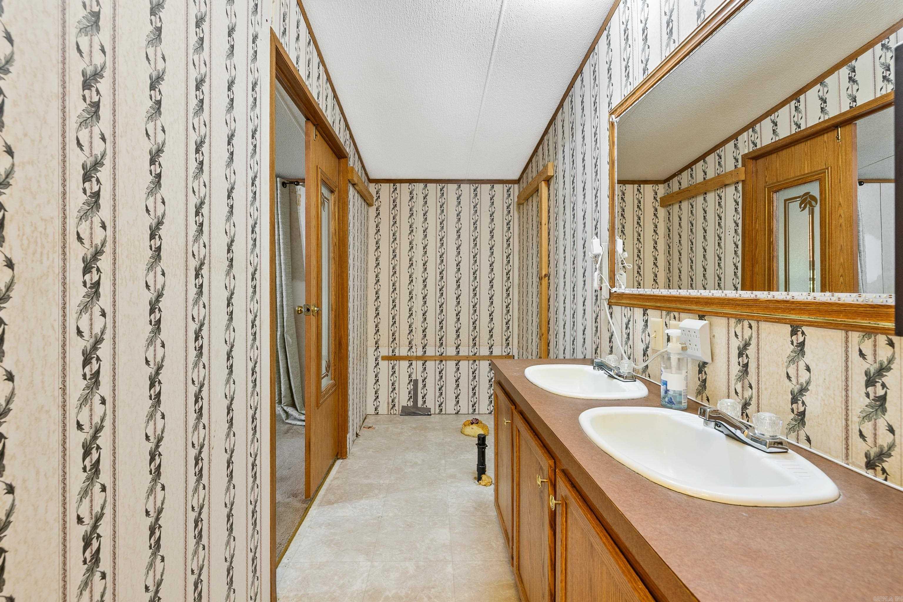 SHADYRIDGE - Residential