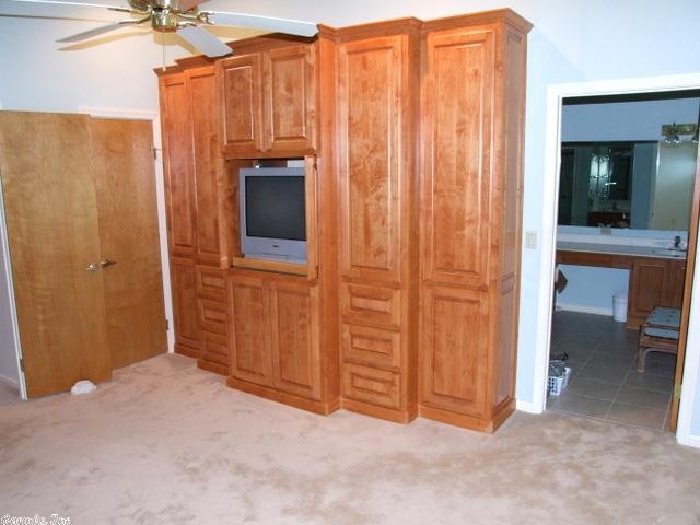 FAIR OAKS - Residential