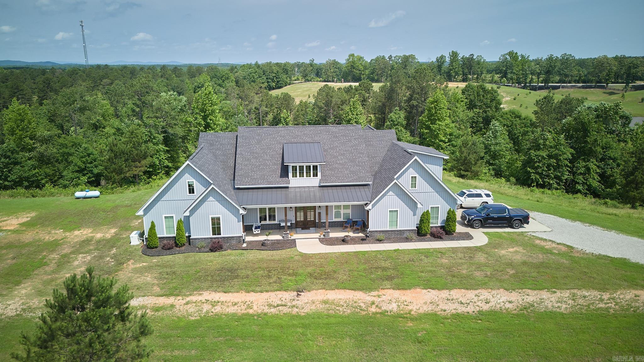 KENTUCKY HILLS - Residential