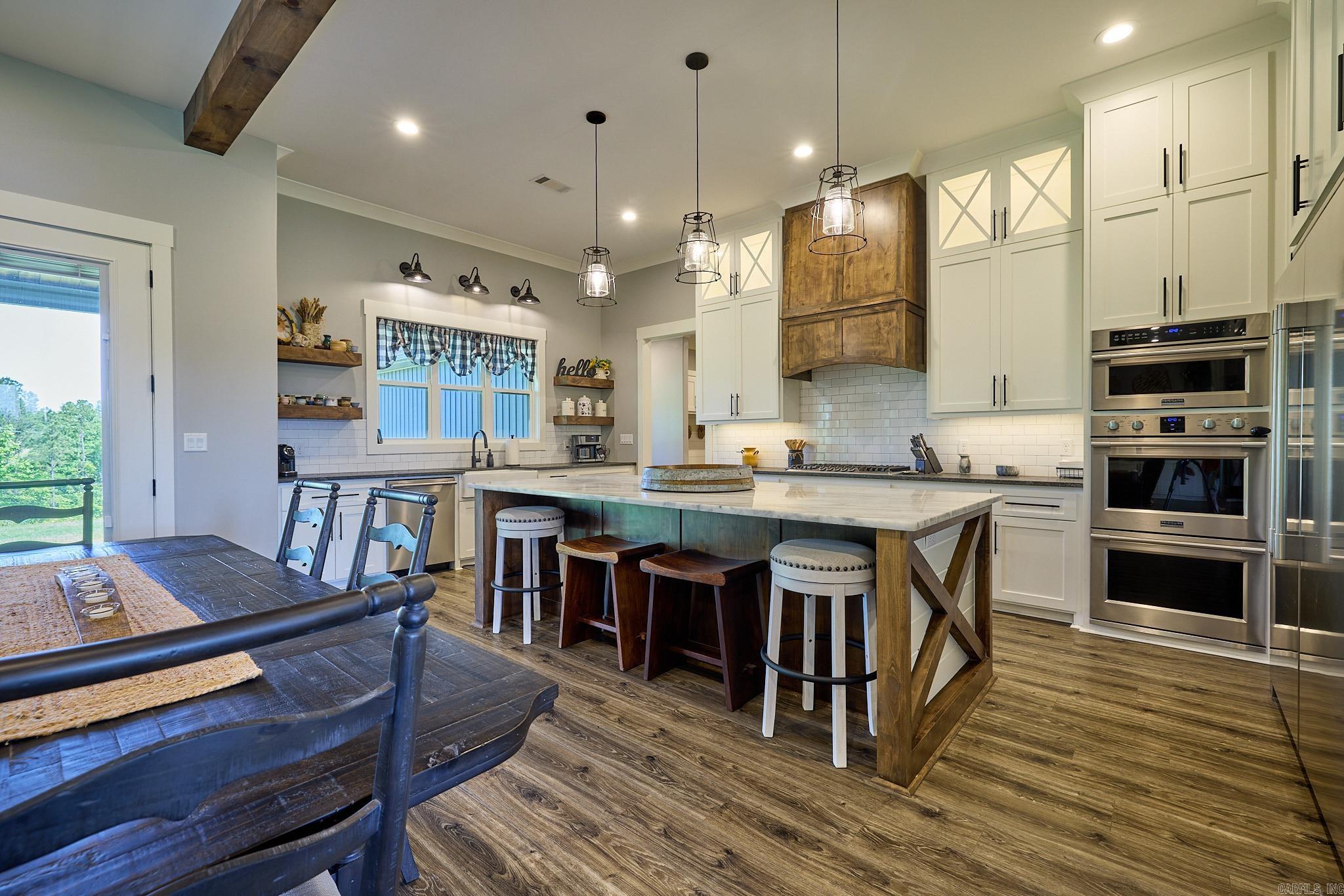 KENTUCKY HILLS - Residential
