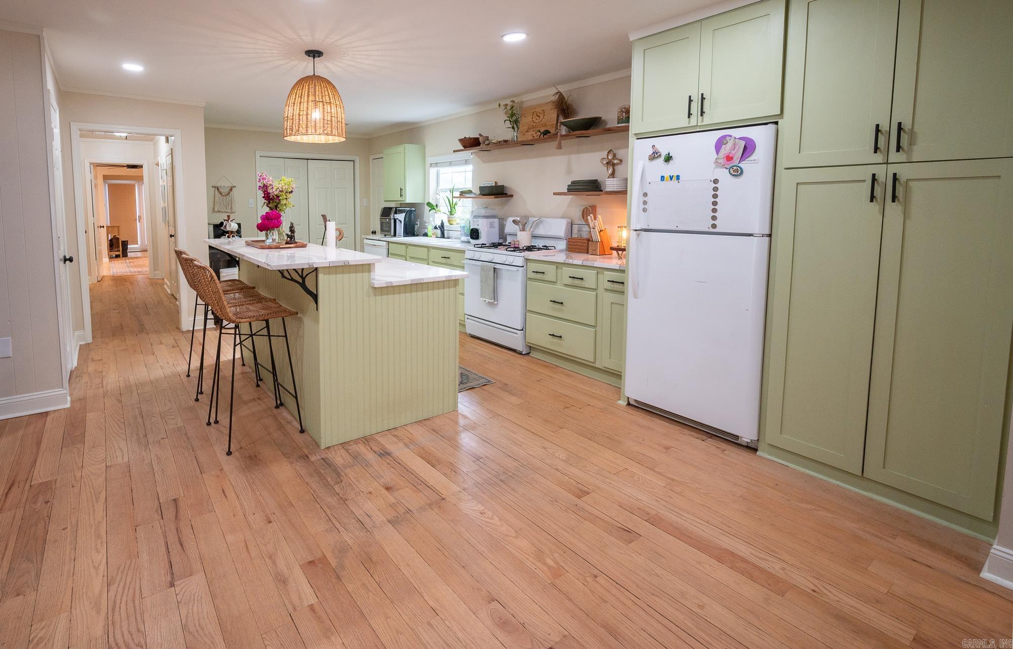 River Side - Residential