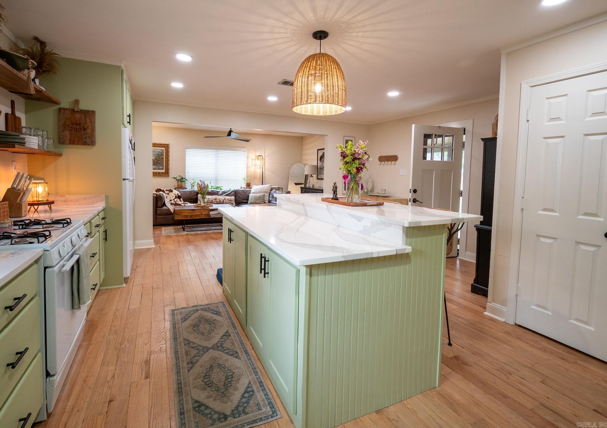 River Side - Residential