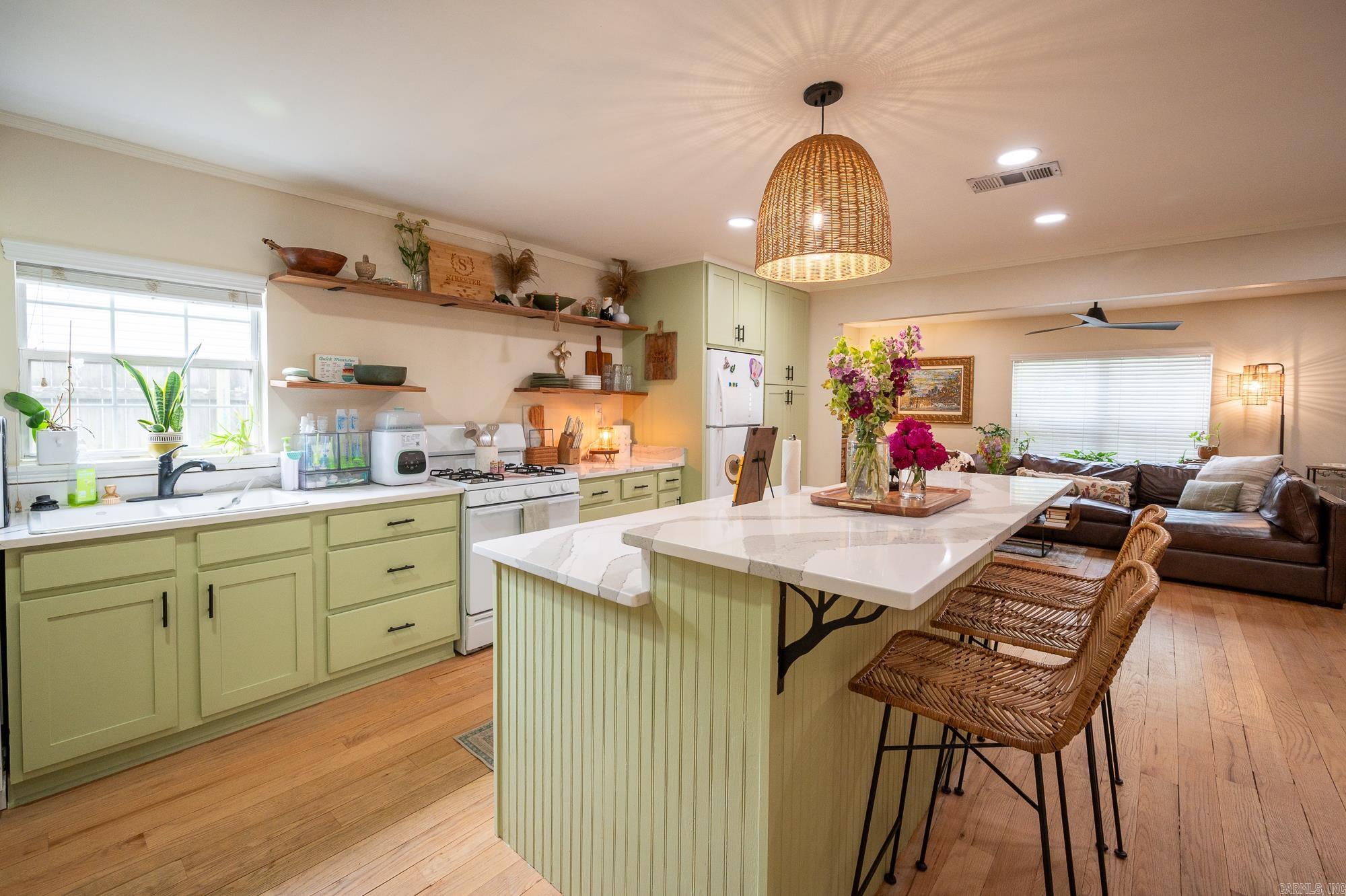 River Side - Residential