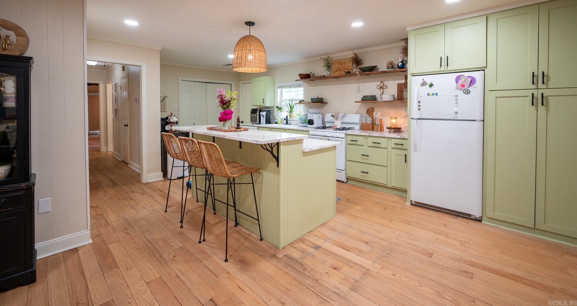 River Side - Residential