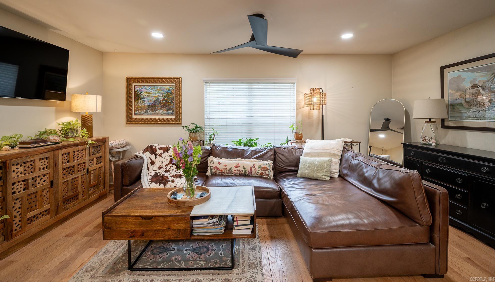 River Side - Residential