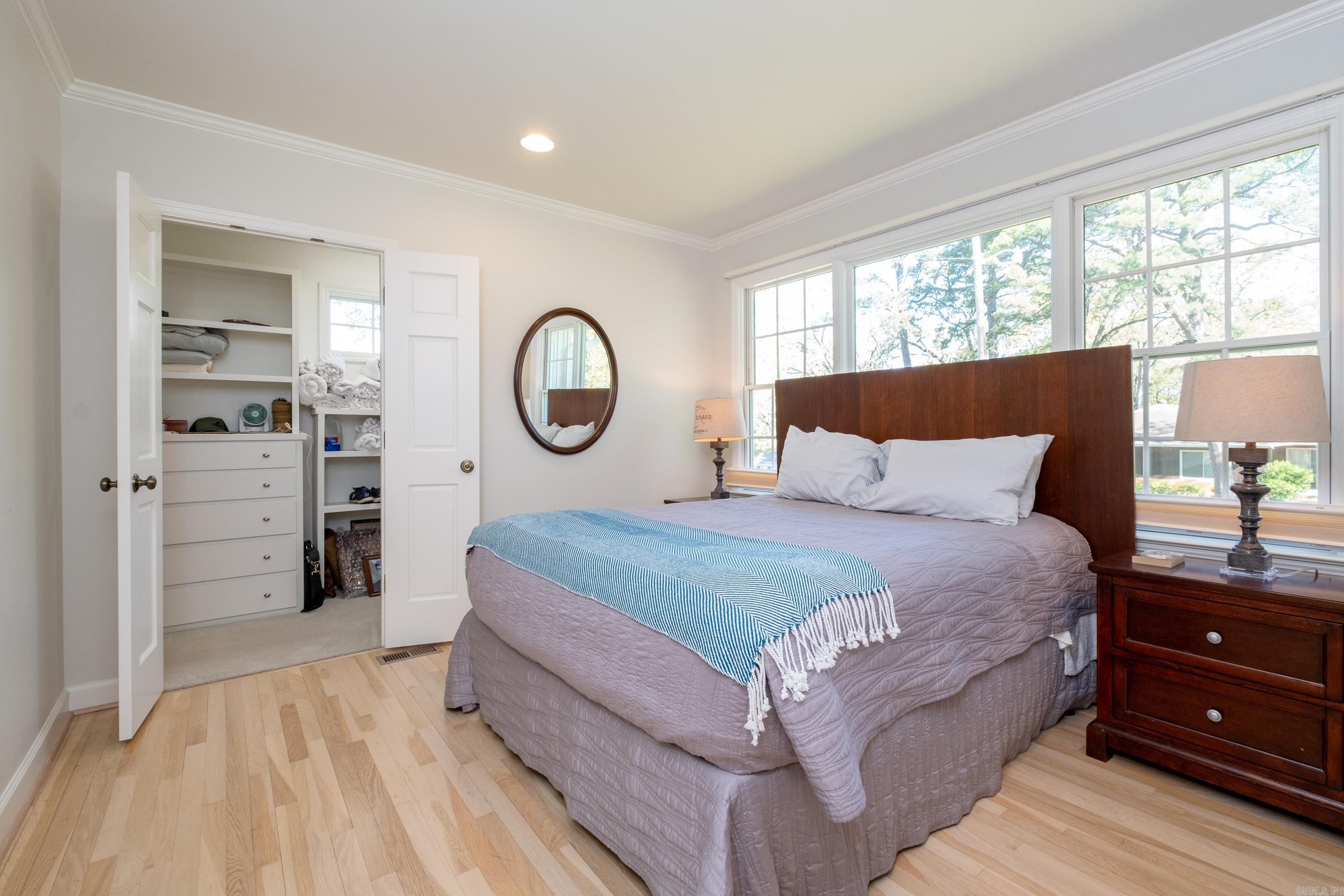 Hollywood - Residential