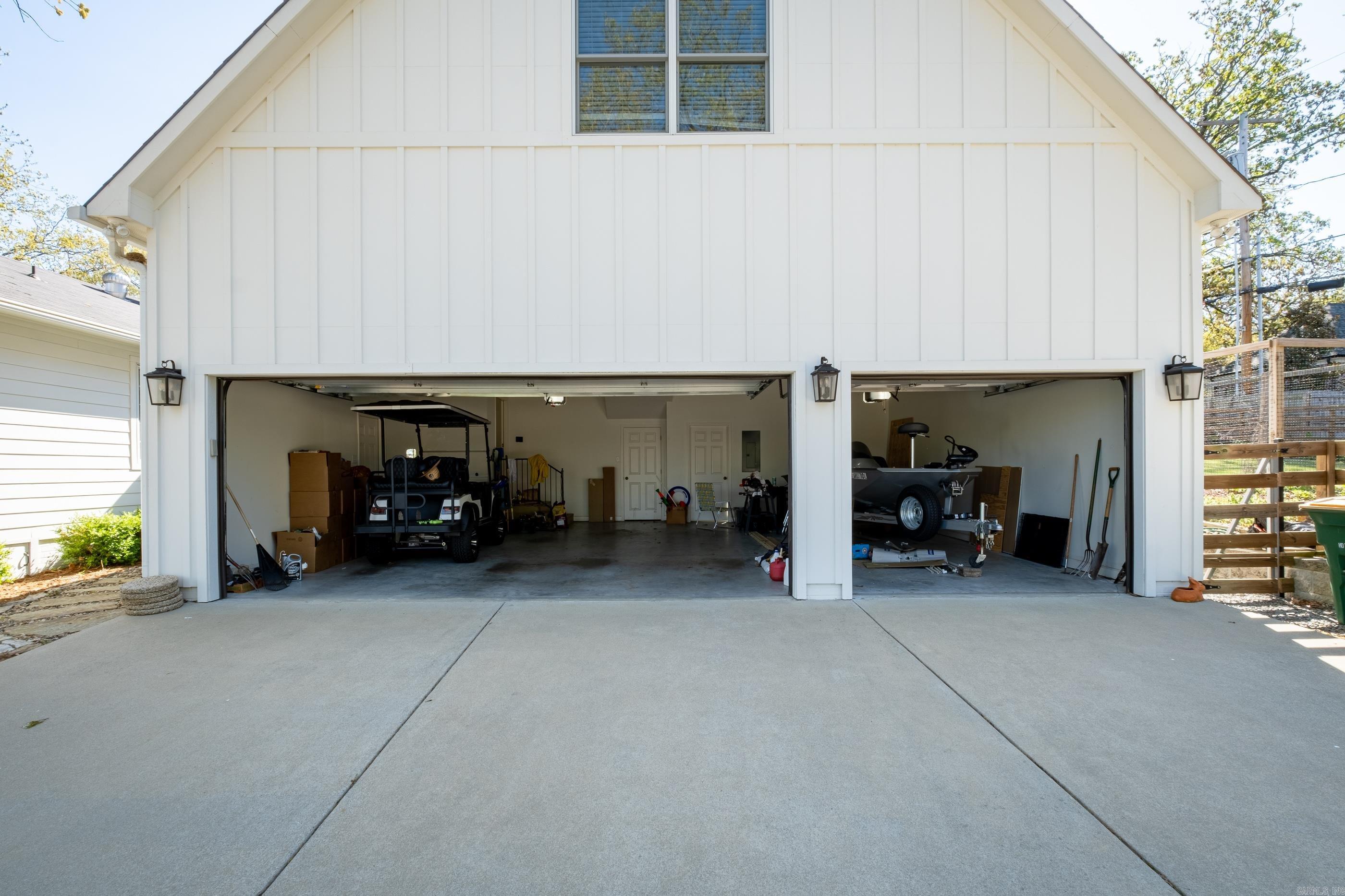 Hollywood - Residential