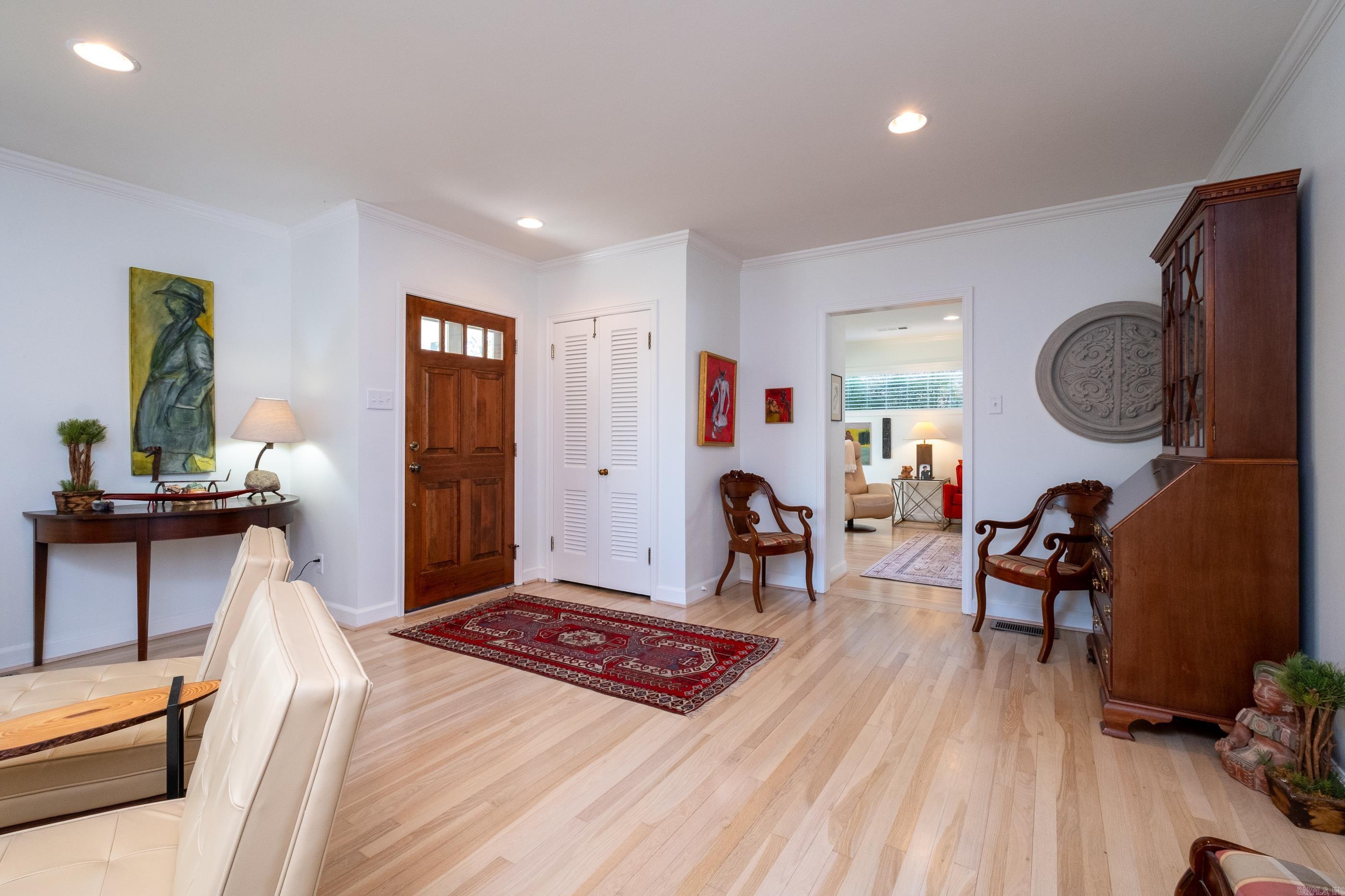 Hollywood - Residential