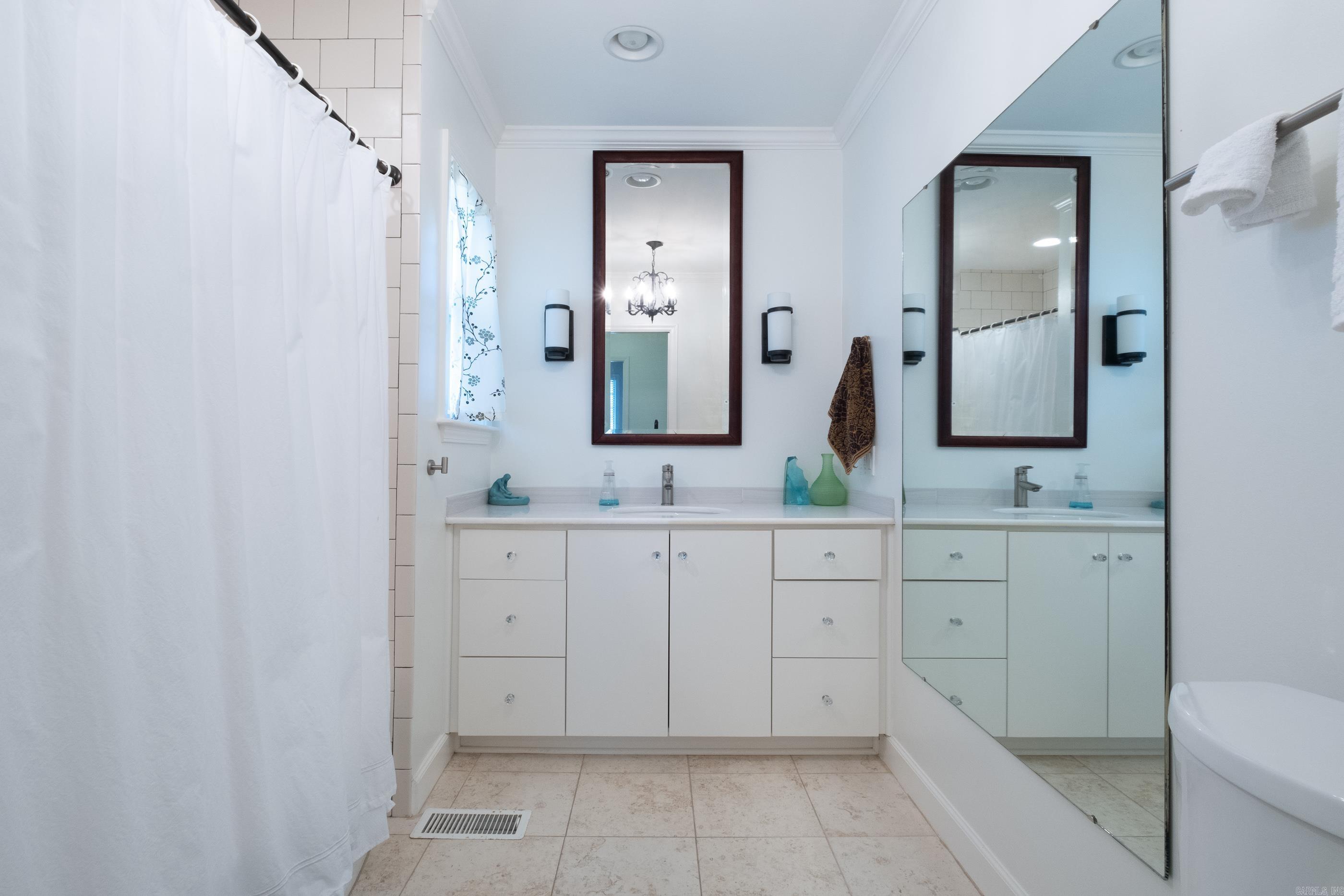 Hollywood - Residential