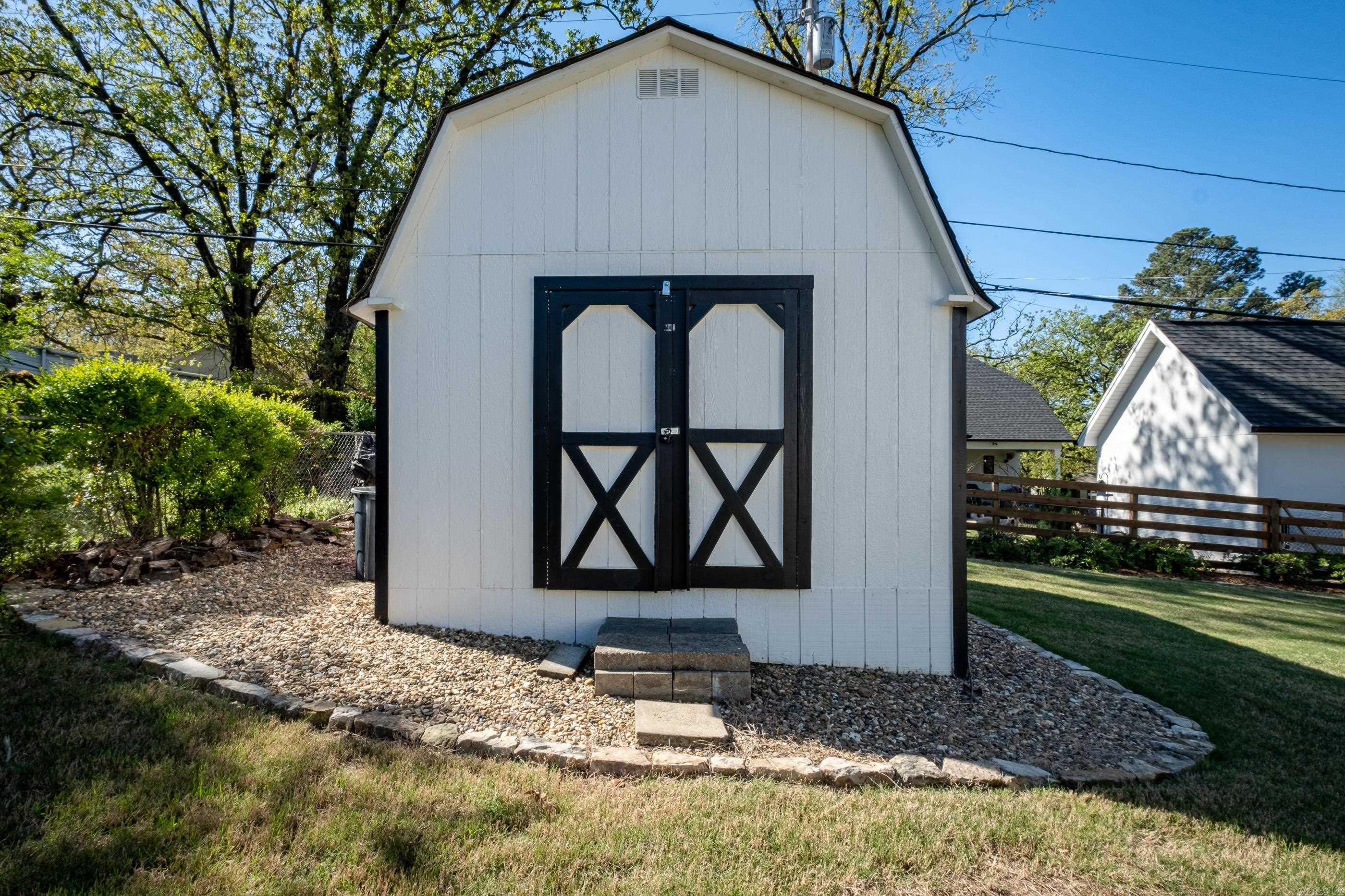 Hollywood - Residential