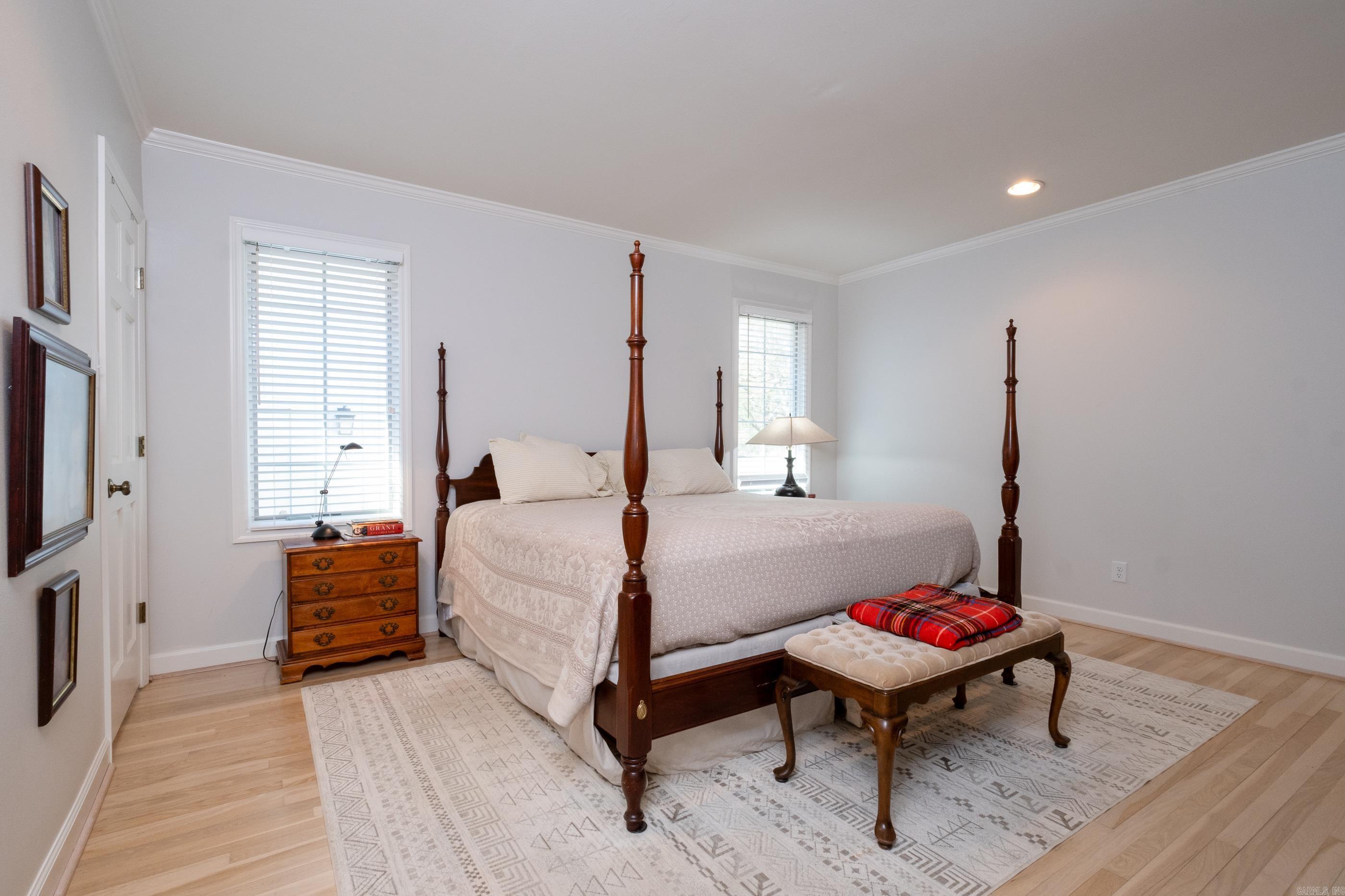 Hollywood - Residential