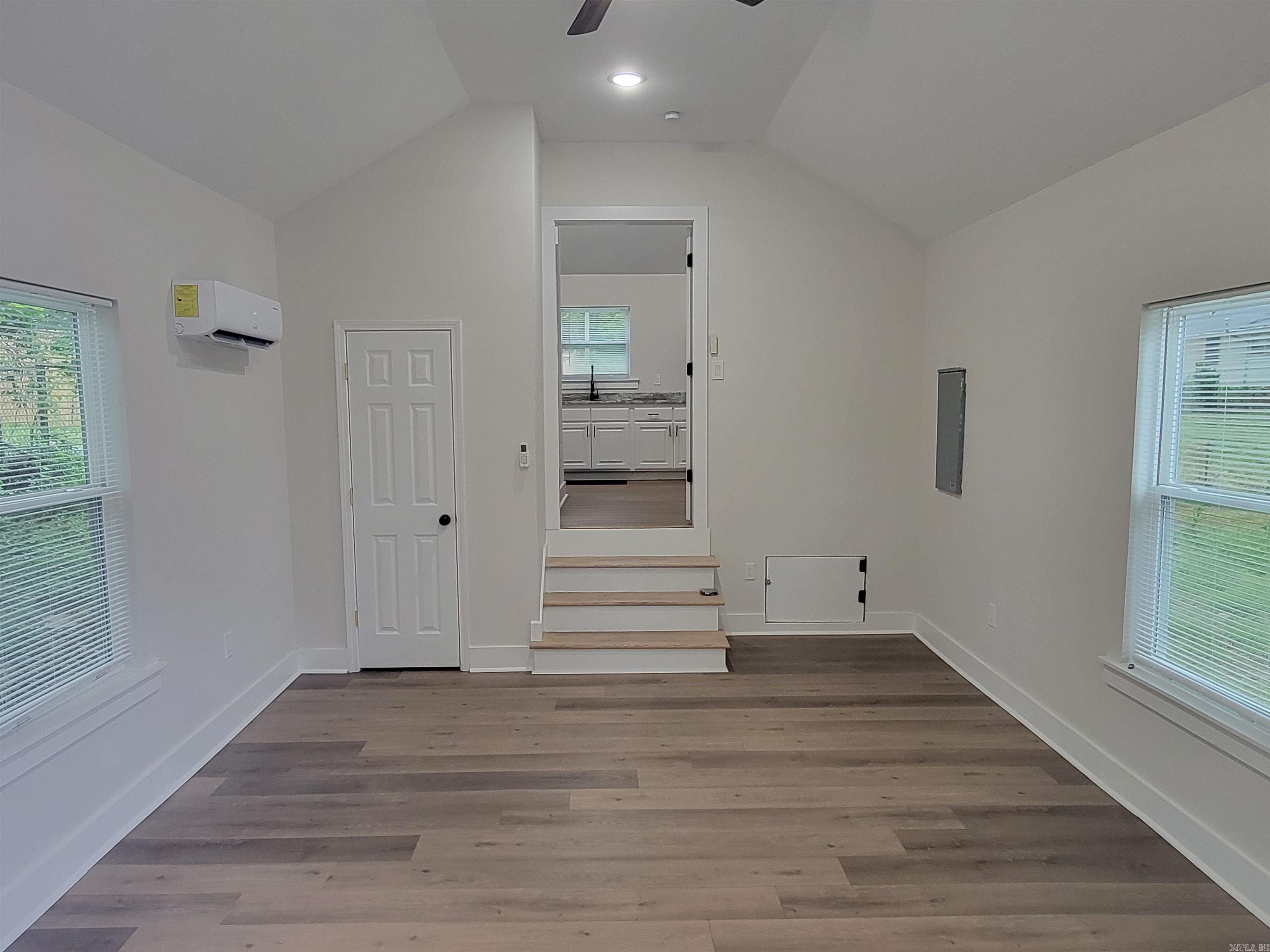 Laskers 2nd - Residential