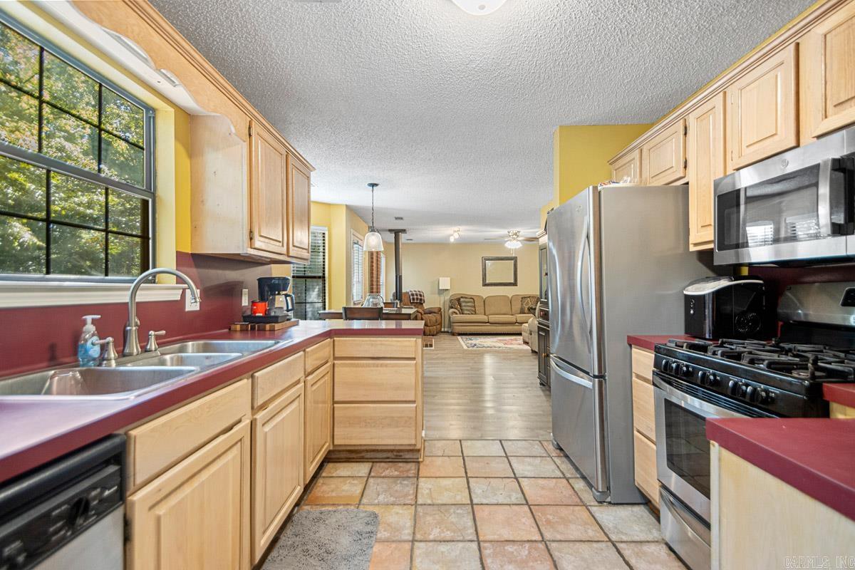 AMBER ACRES - Residential