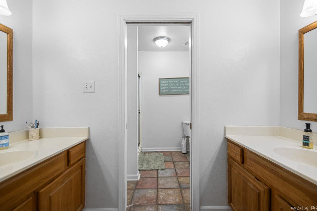 AMBER ACRES - Residential