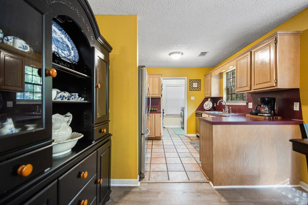AMBER ACRES - Residential