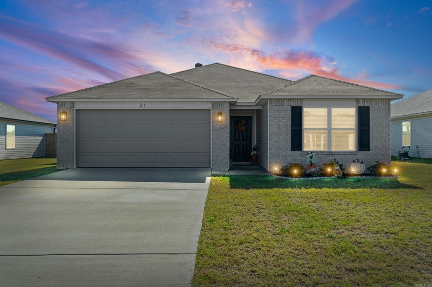 Step into style! Gorgeous hardwood floors, soaring ceilings, spa-like master with oversized tub, bonus 50-gal water heater, and a dreamy back patioāperfect for relaxing or entertaining. Donāt miss your chance to call this home yours!