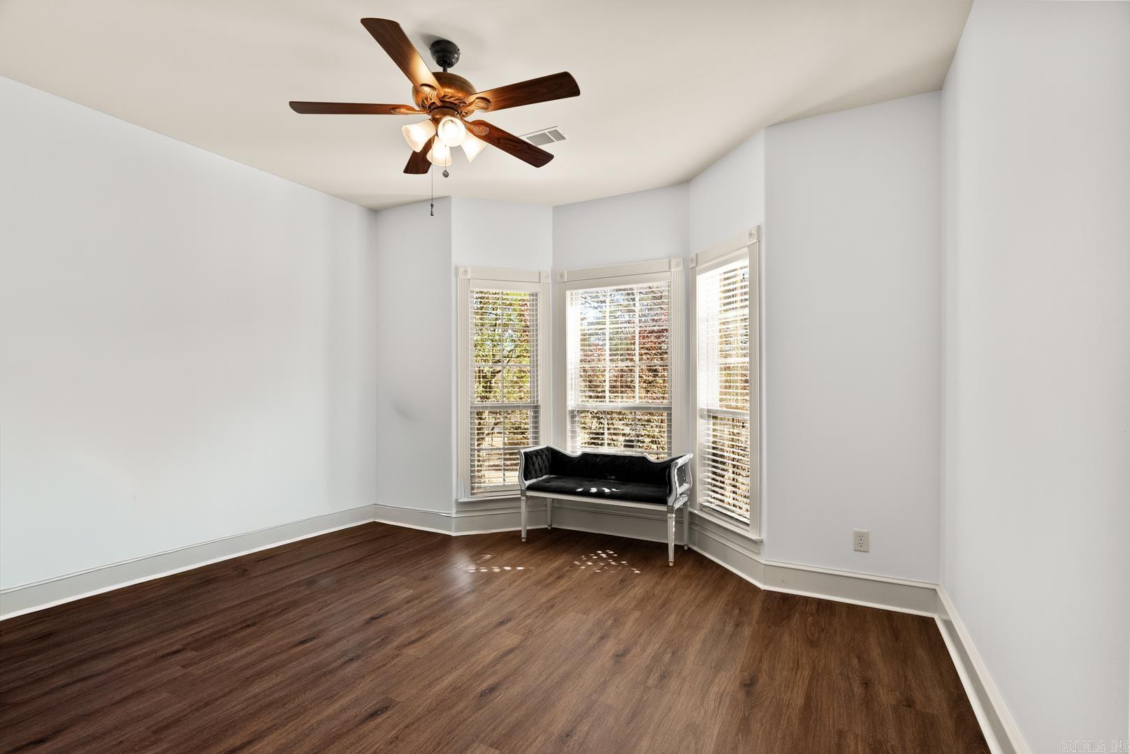 MADISON VALLEY - Residential