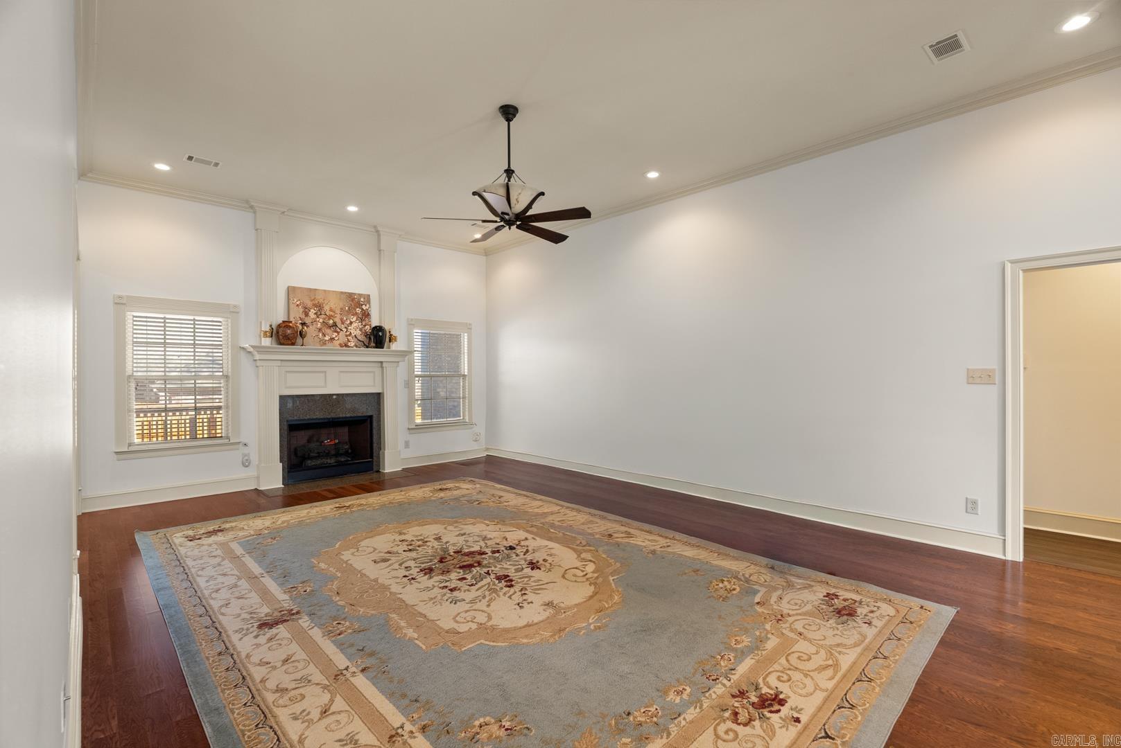 MADISON VALLEY - Residential