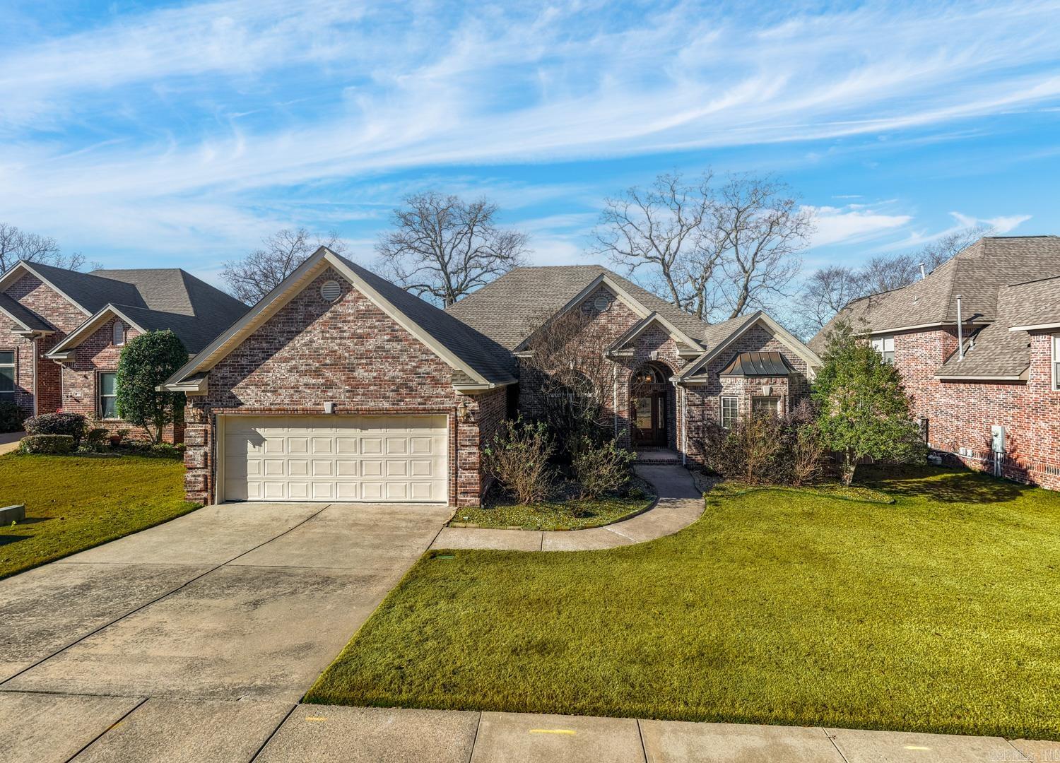 MADISON VALLEY - Residential