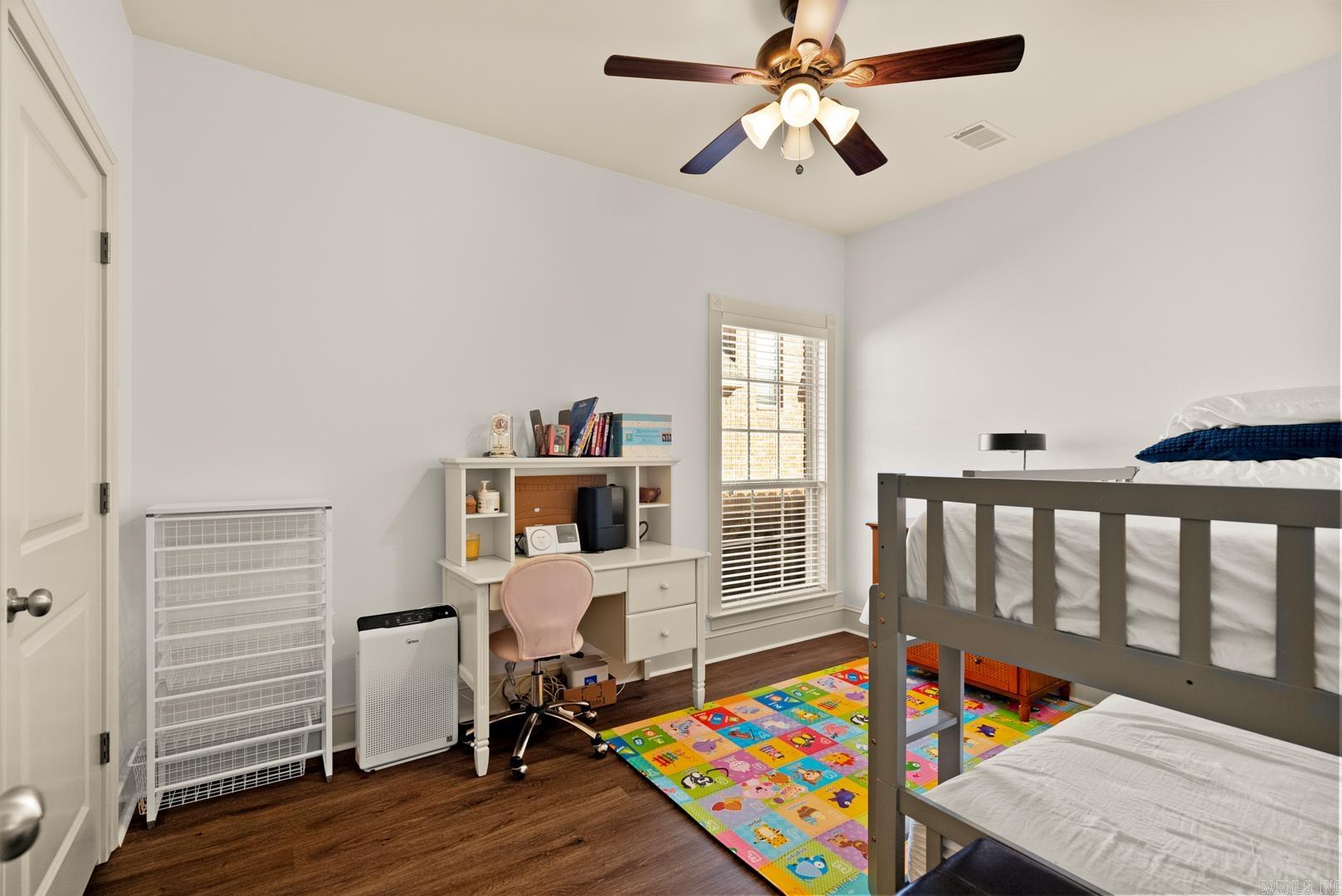 MADISON VALLEY - Residential