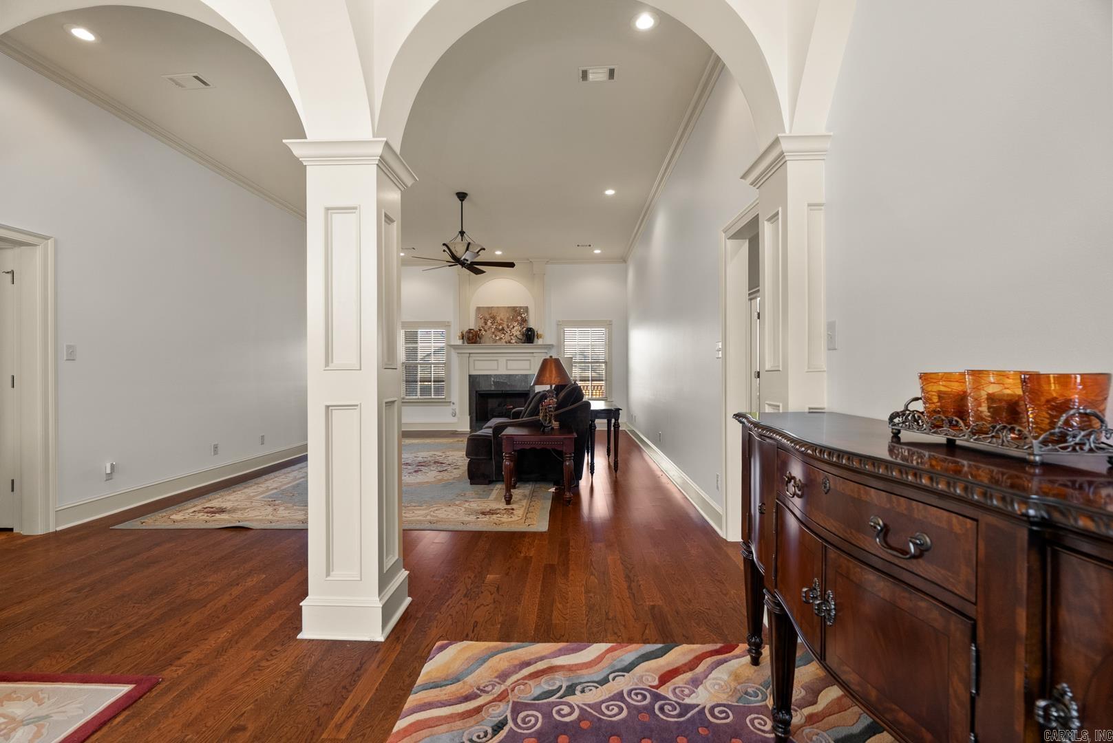 MADISON VALLEY - Residential