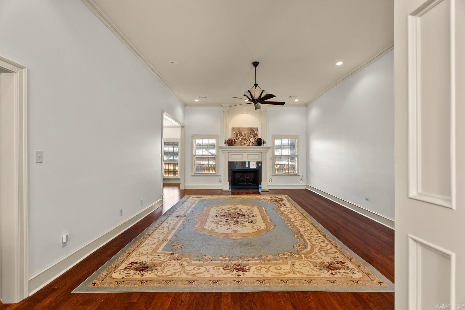 MADISON VALLEY - Residential