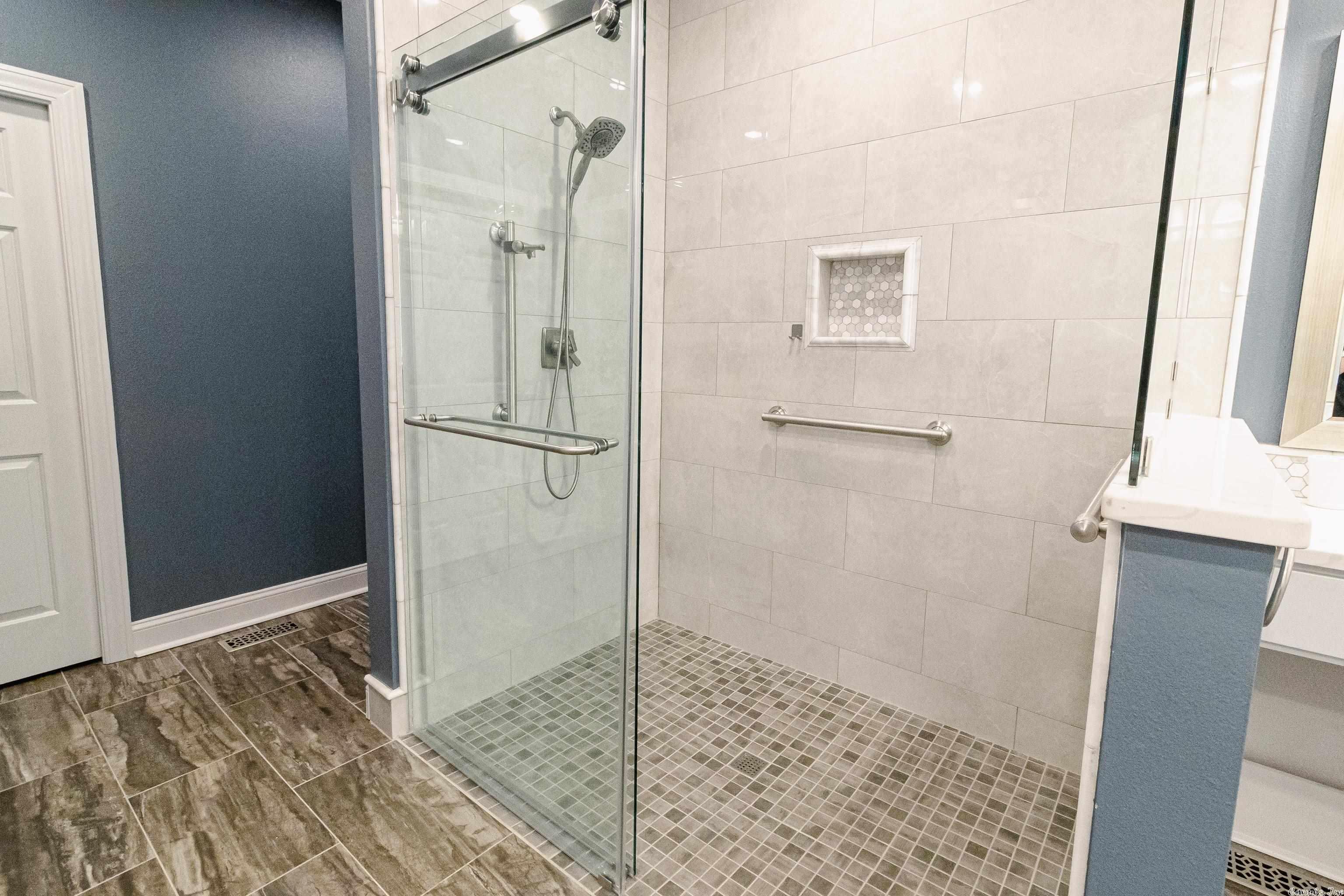 Lake Forest Shores Phase - Residential