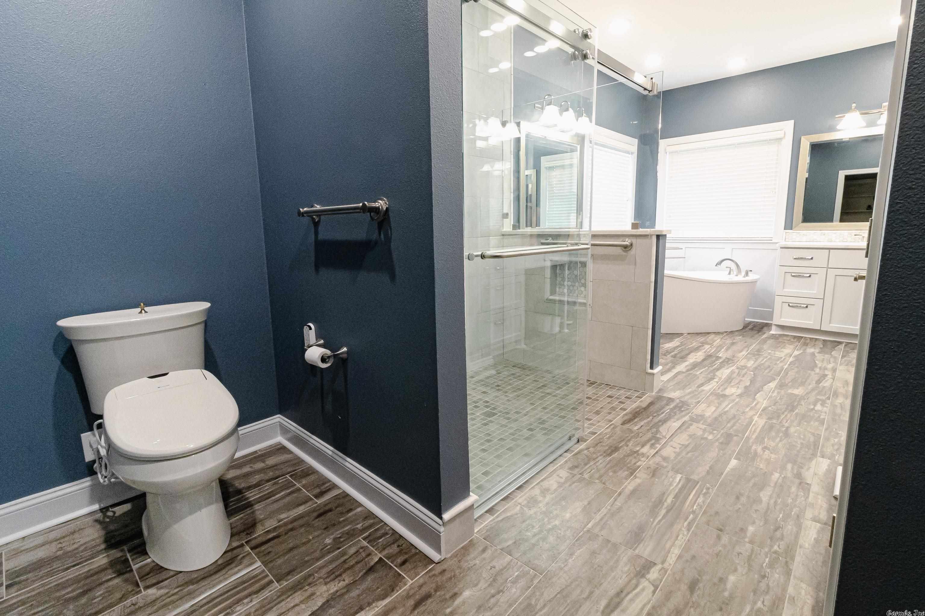 Lake Forest Shores Phase - Residential