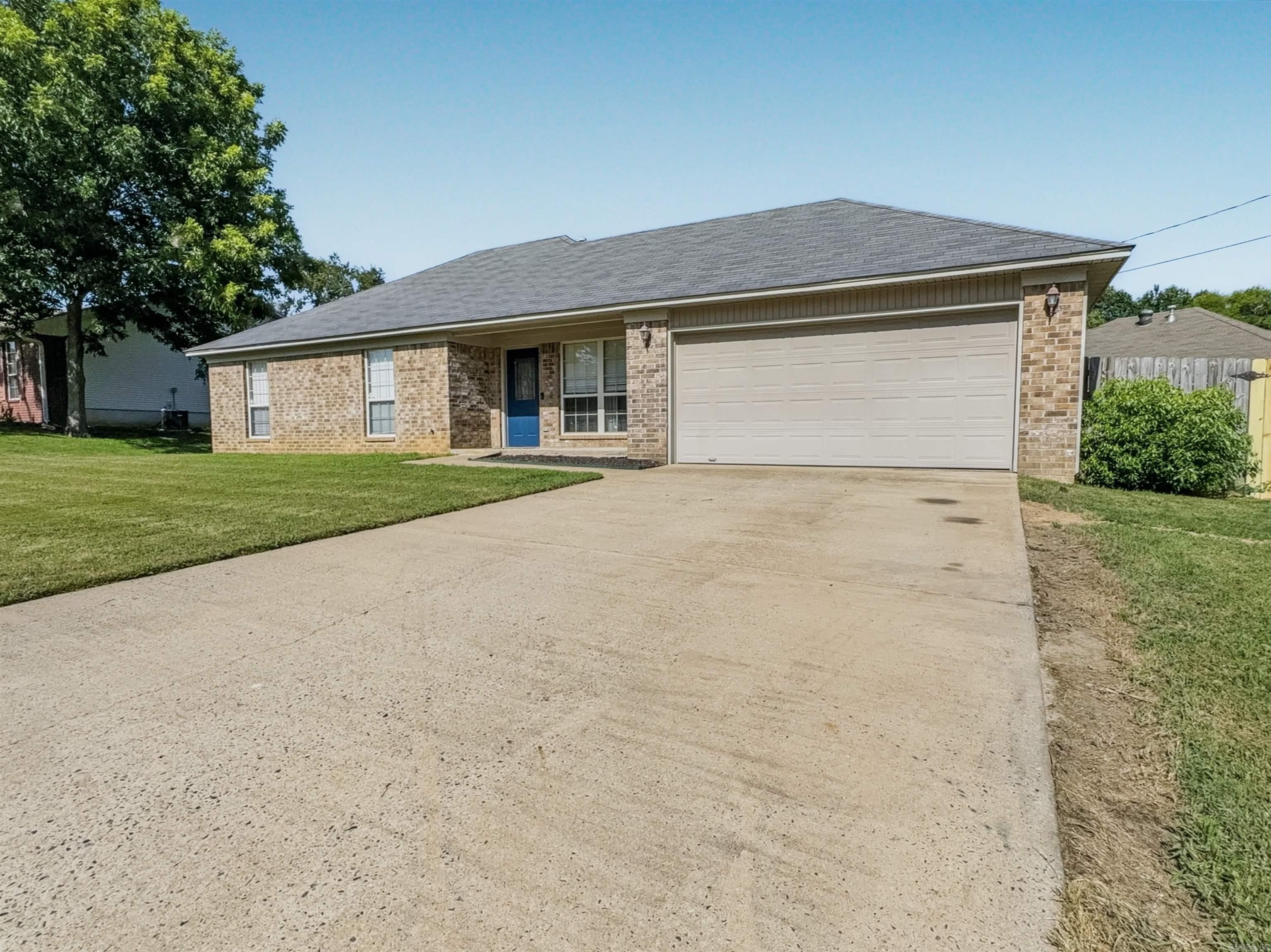 Old Oaks Phase III - Residential