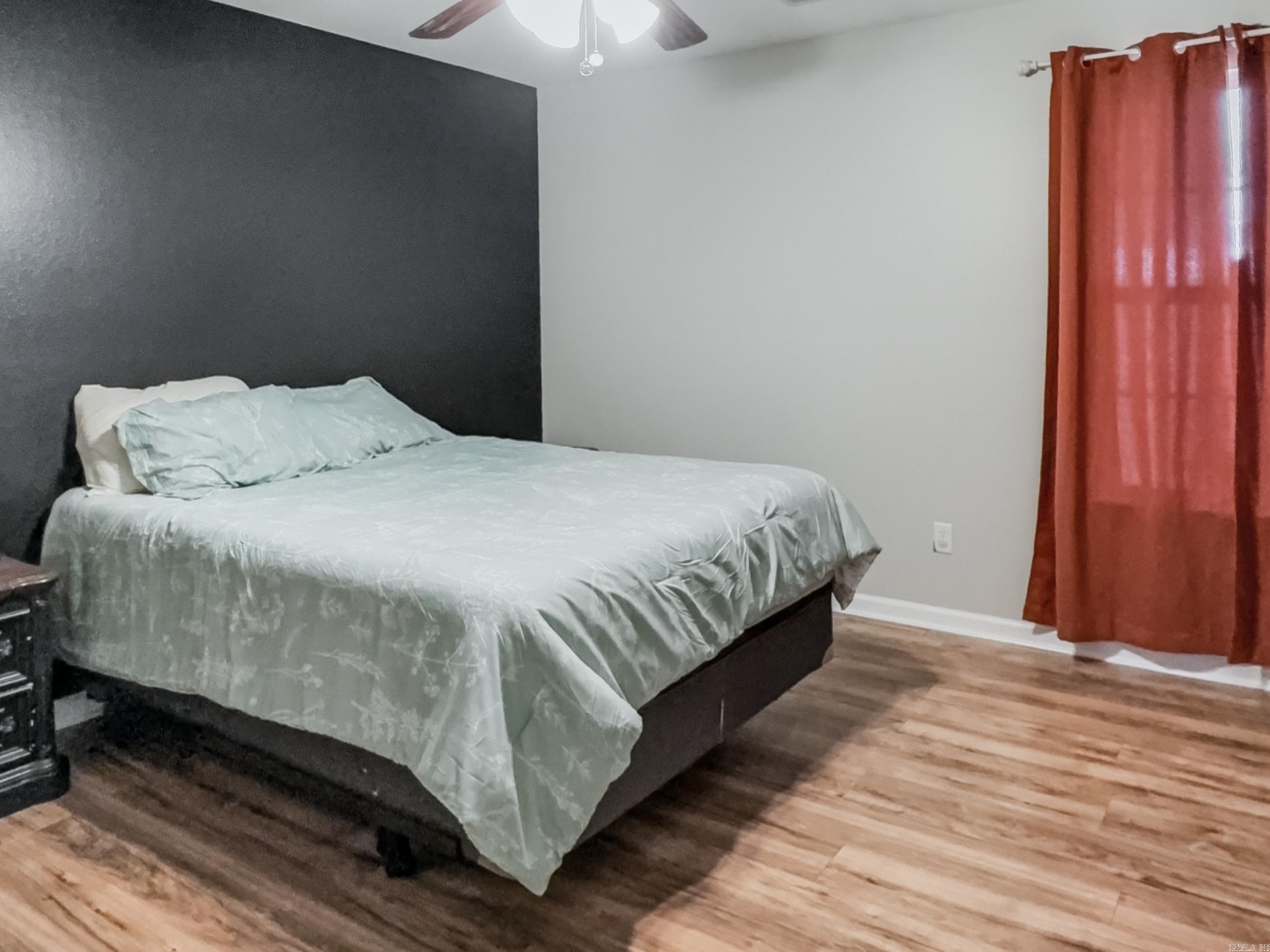 Old Oaks Phase III - Residential