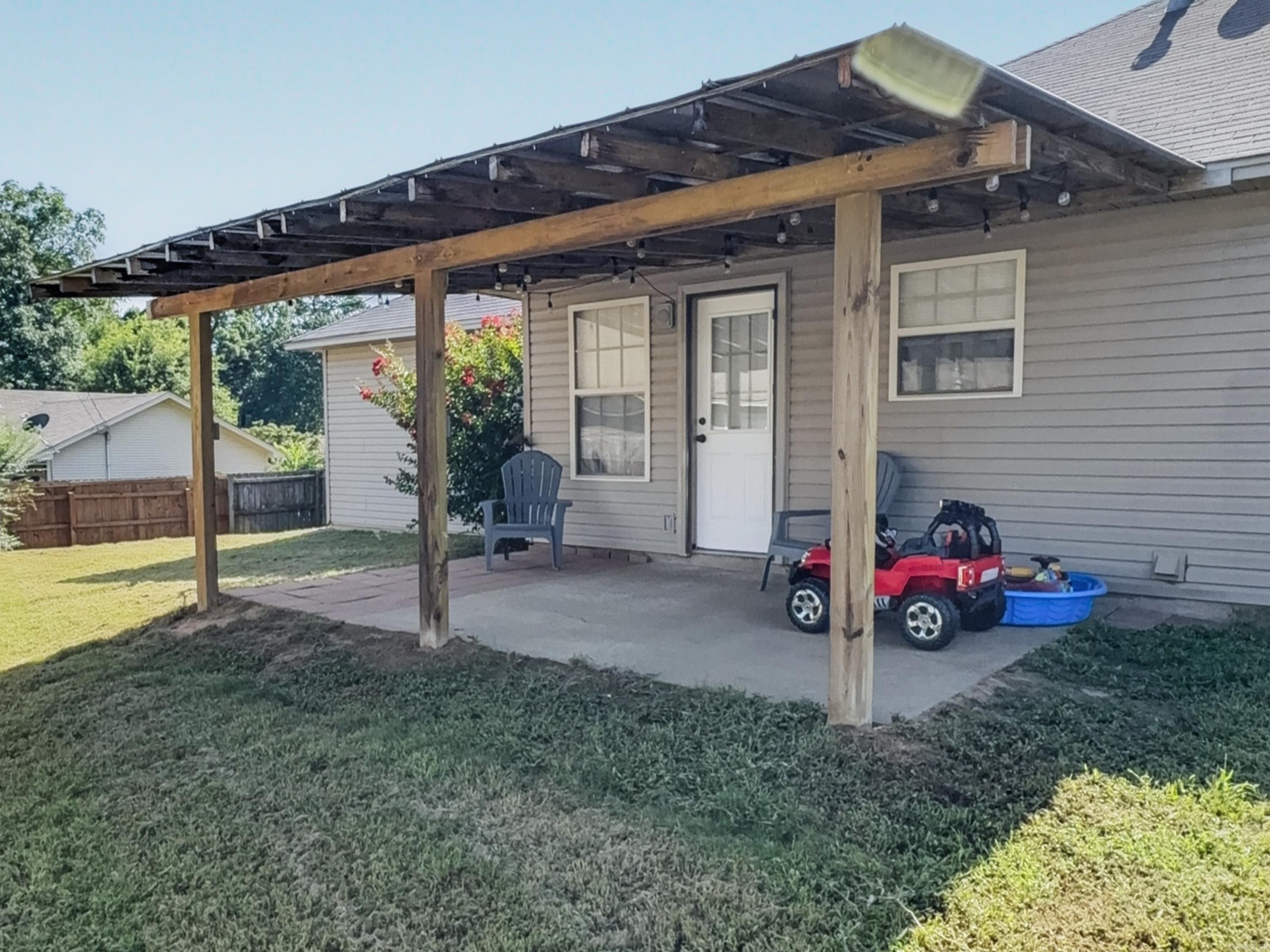 Old Oaks Phase III - Residential