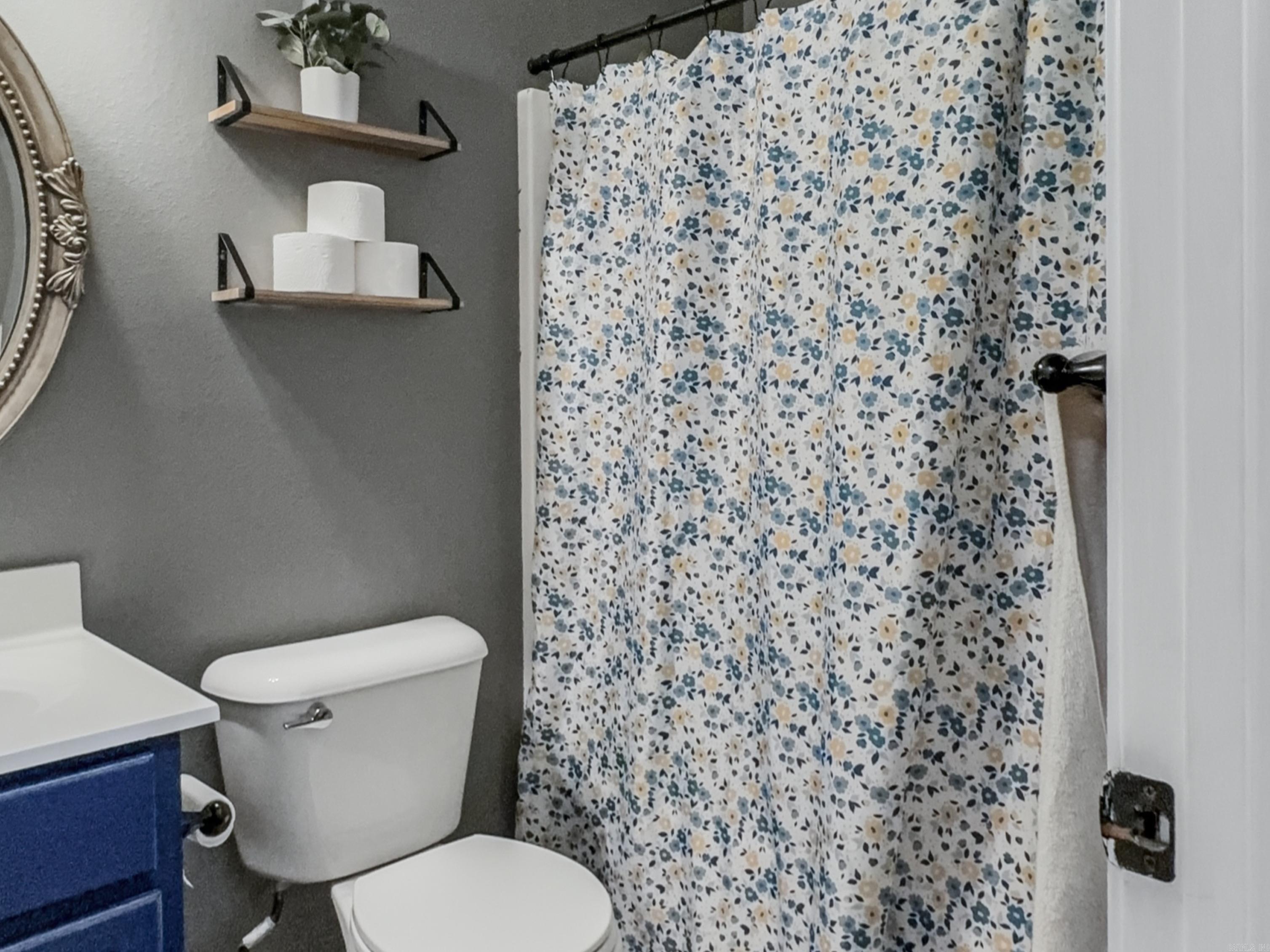 Old Oaks Phase III - Residential