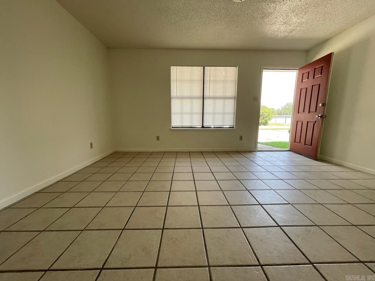 Pintar - Residential Lease