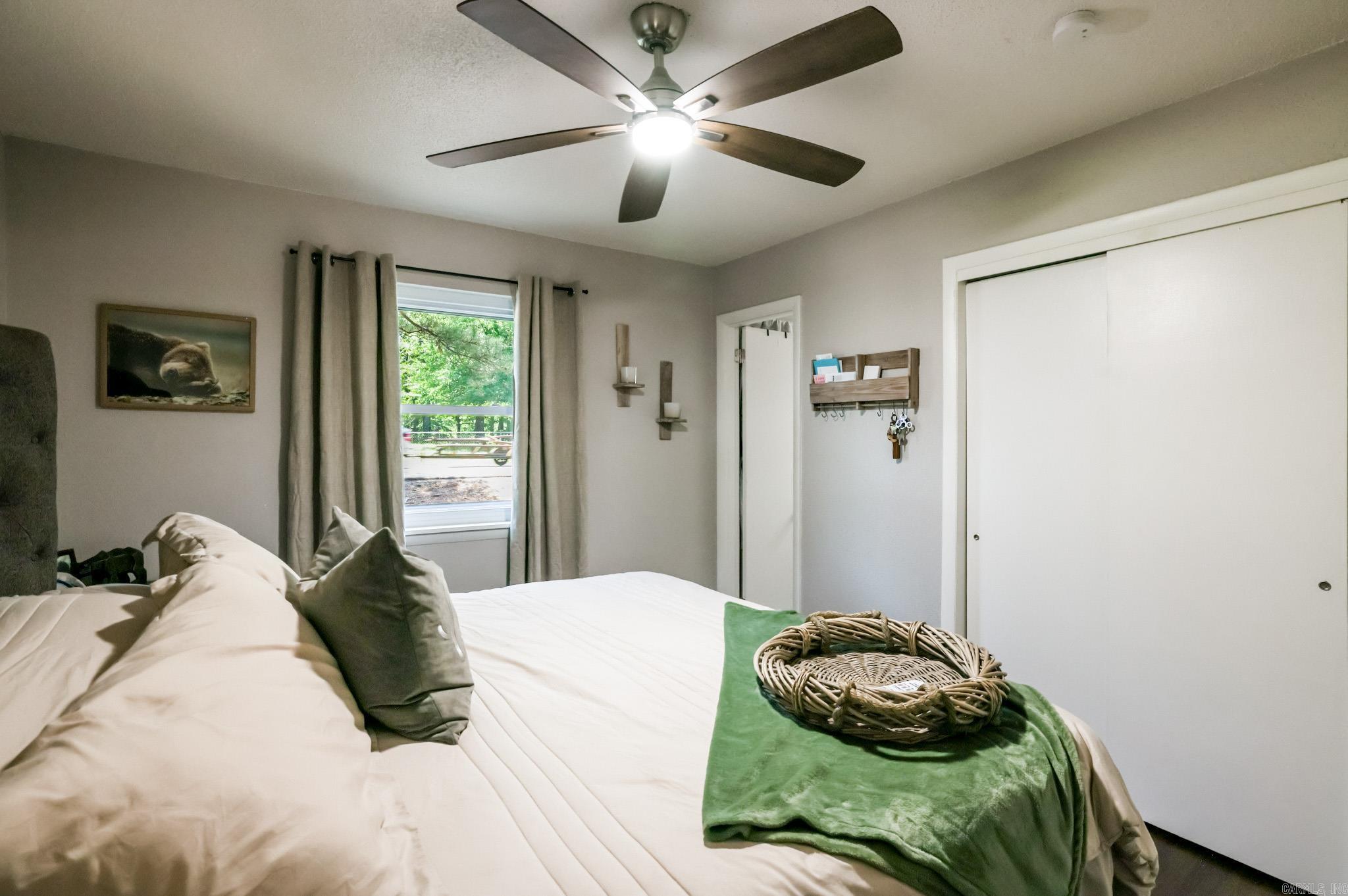 SHANNON HILLS s - Residential